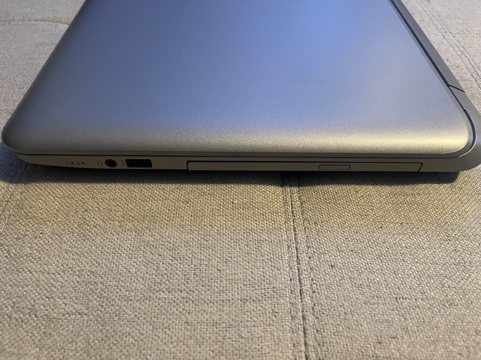 HP Envy 17t-k100 17.3″ Laptop i7-4710HQ 12GB RAM 256 GB SSD 2.50Ghz Win 10 home