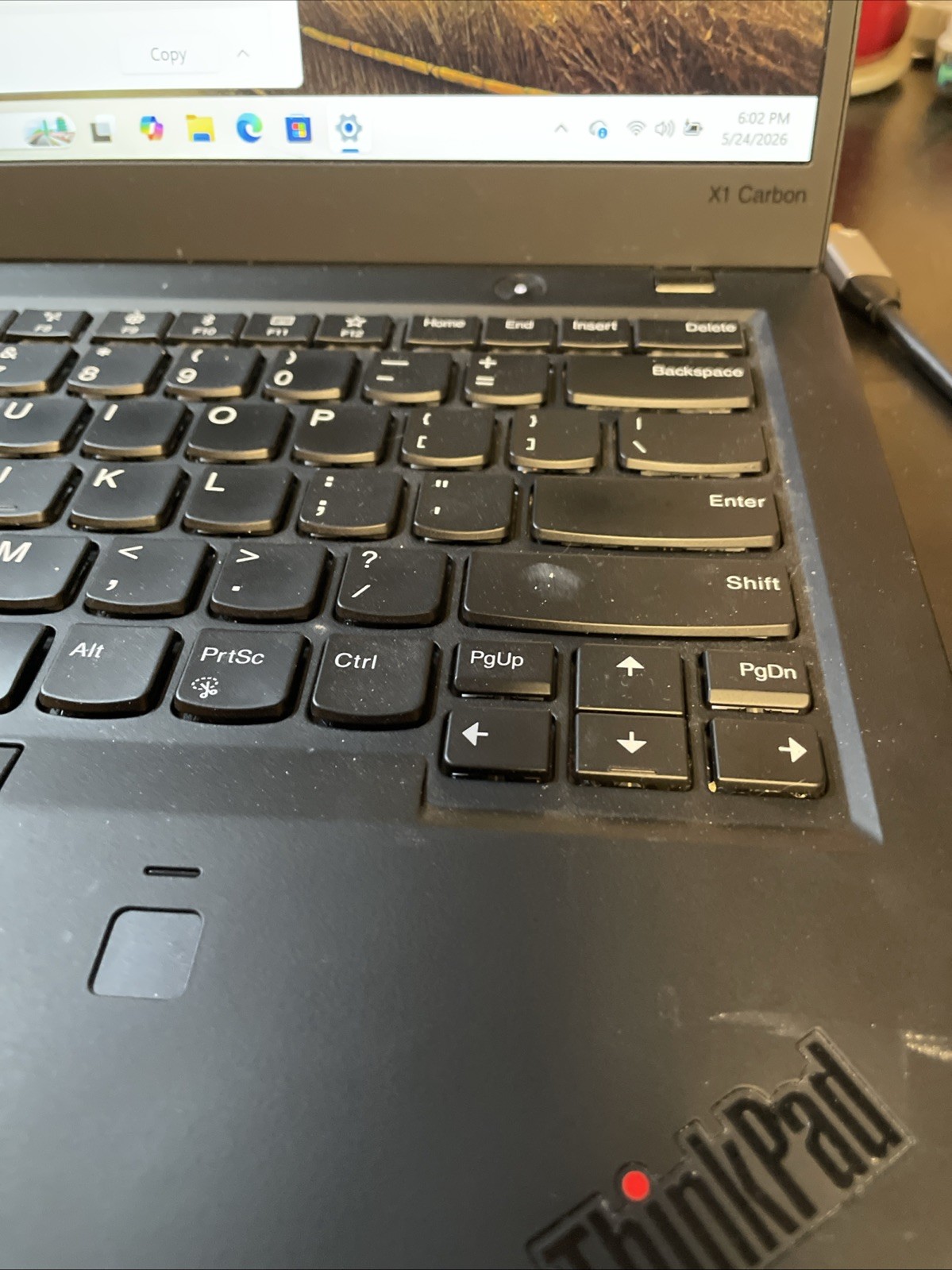 Lenovo ThinkPad X1 Carbon 6th Gen 14″ i5-8250U 8GB DDR3 256GB SSD Windows 11