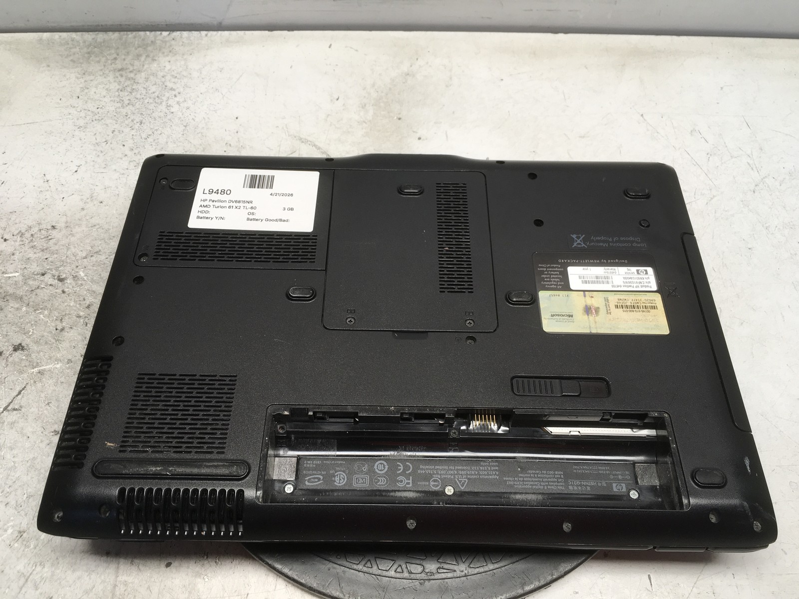 HP Pavilion DV6815NR AMD Turion 64 X2 TL-60 2000MHz 3 GB NO HDD No Batt