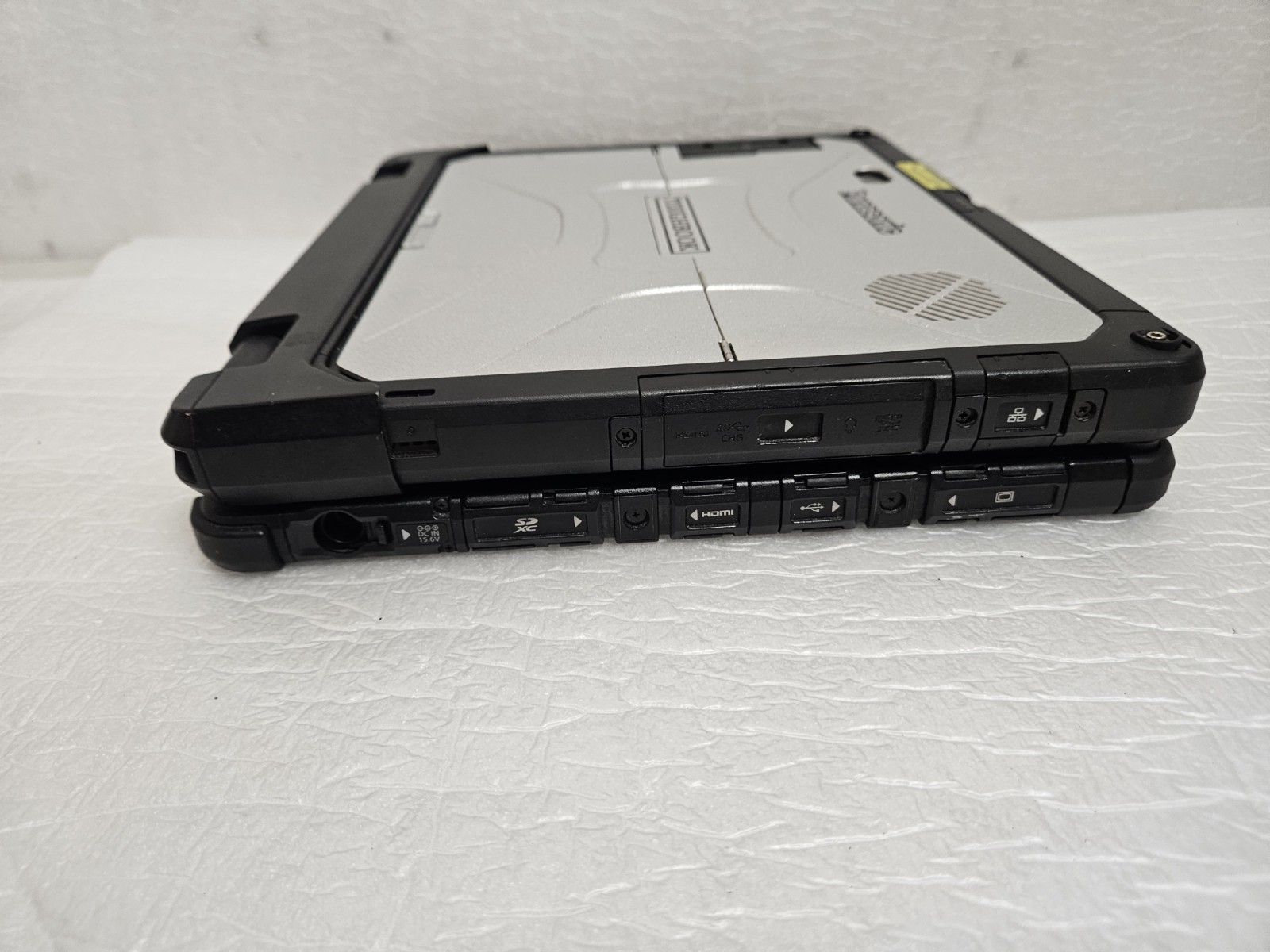 Panasonic Toughbook CF33 Intel I5 7600U 16GB RAM Win11 Pro, No SSD, 0% Batt Life
