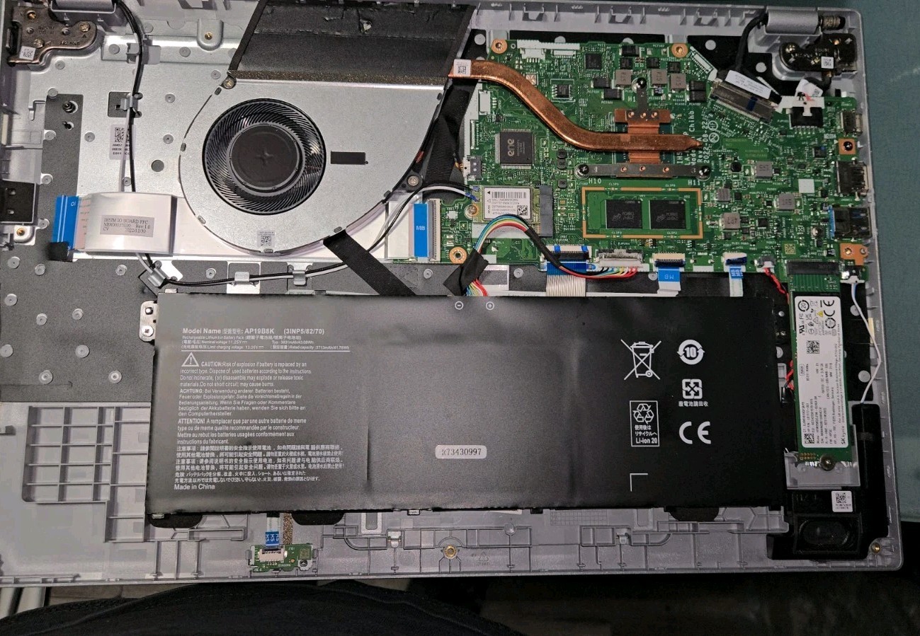 Acer Aspire 3 15 N23C3 Laptop – AMD Ryzen Processor, Radeon Graphics, READ°