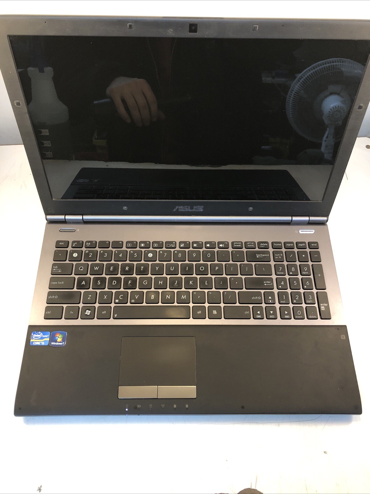 ASUS U56E – BBL6 Powers On bad screen untested unknown cpu
