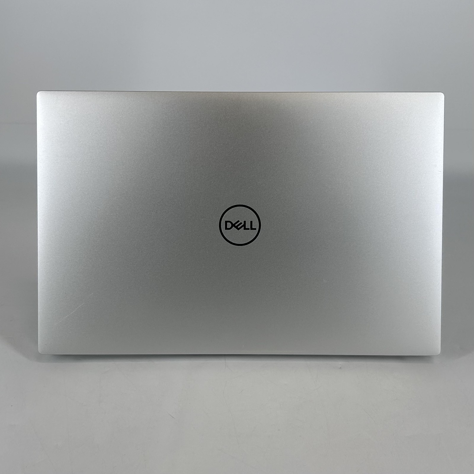 Dell XPS 15 9530 FHD+ 2.4 GHz i7-13700H 32GB 512GB SSD RTX 4060 BENT FRAME