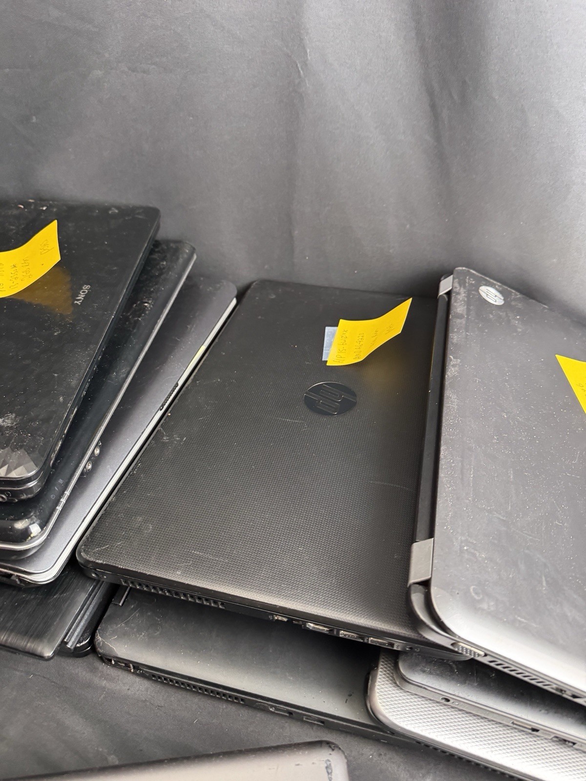 Lot Of 17 Mixed Laptops Dell Hp Lenovo Sony Toshiba As Is