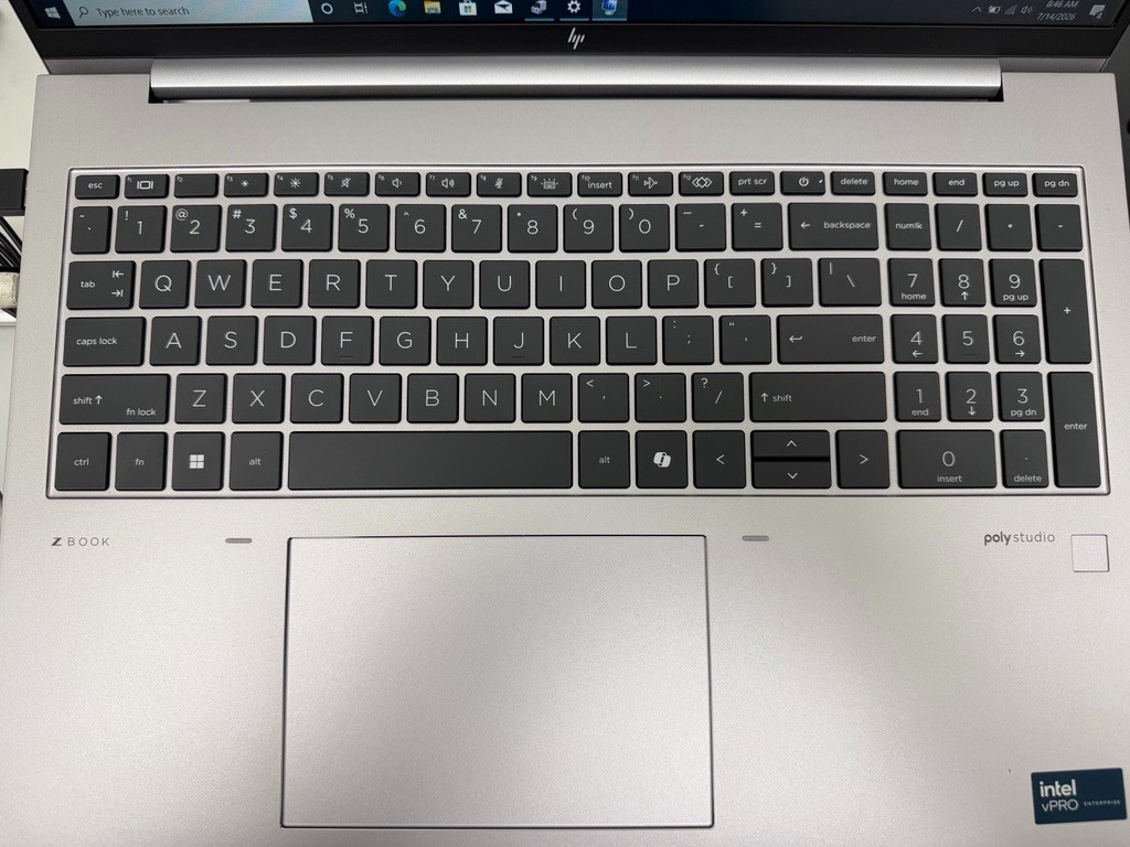 HP ZBook Firefly G11 16″ Ultra 7 165H Ultra 7 32GB 1TB