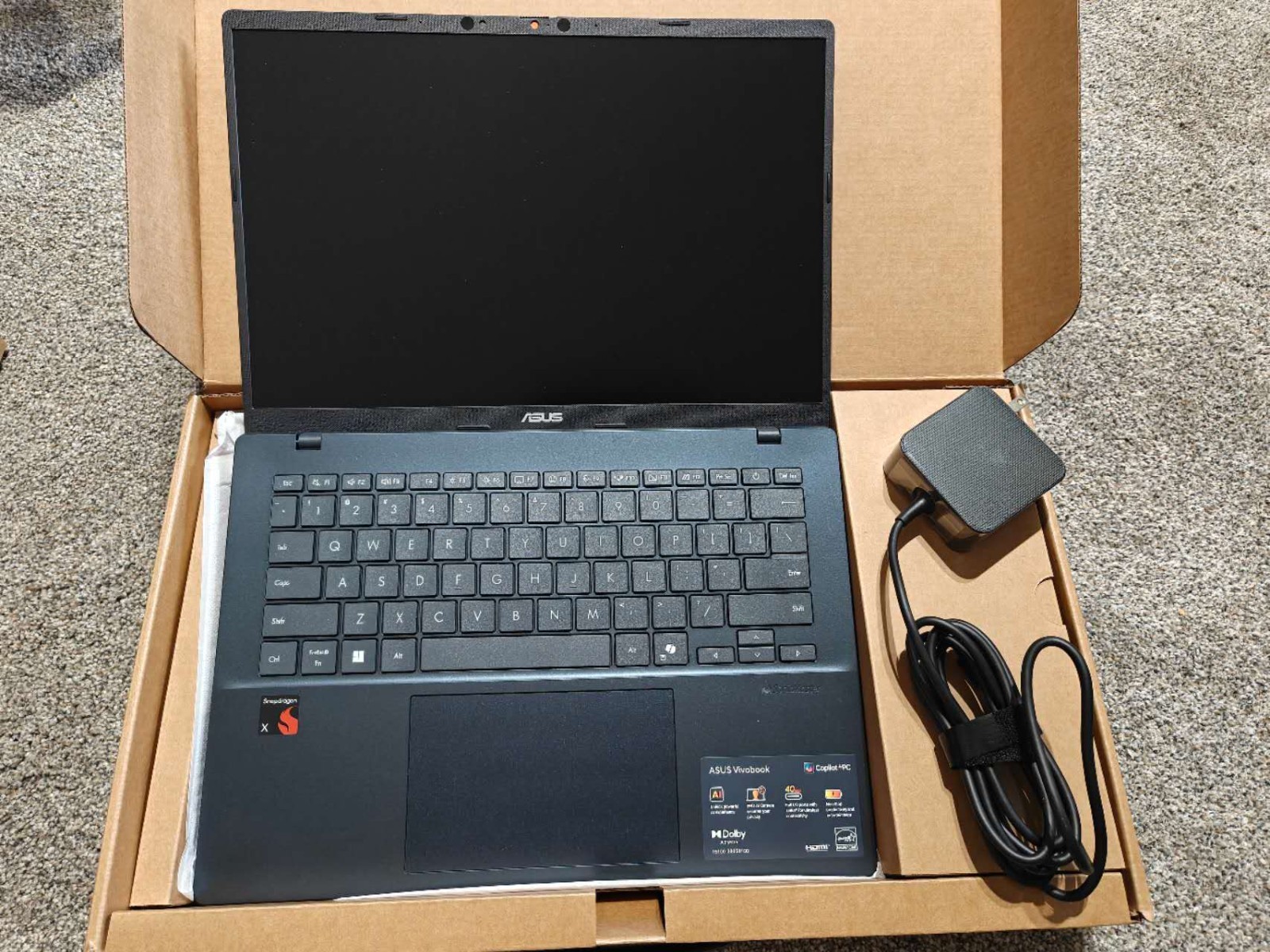 ASUS Vivobook 14 14″ FHD+ Laptop Copilot+ PC Snapdragon X 16GB RAM 512GB SSD