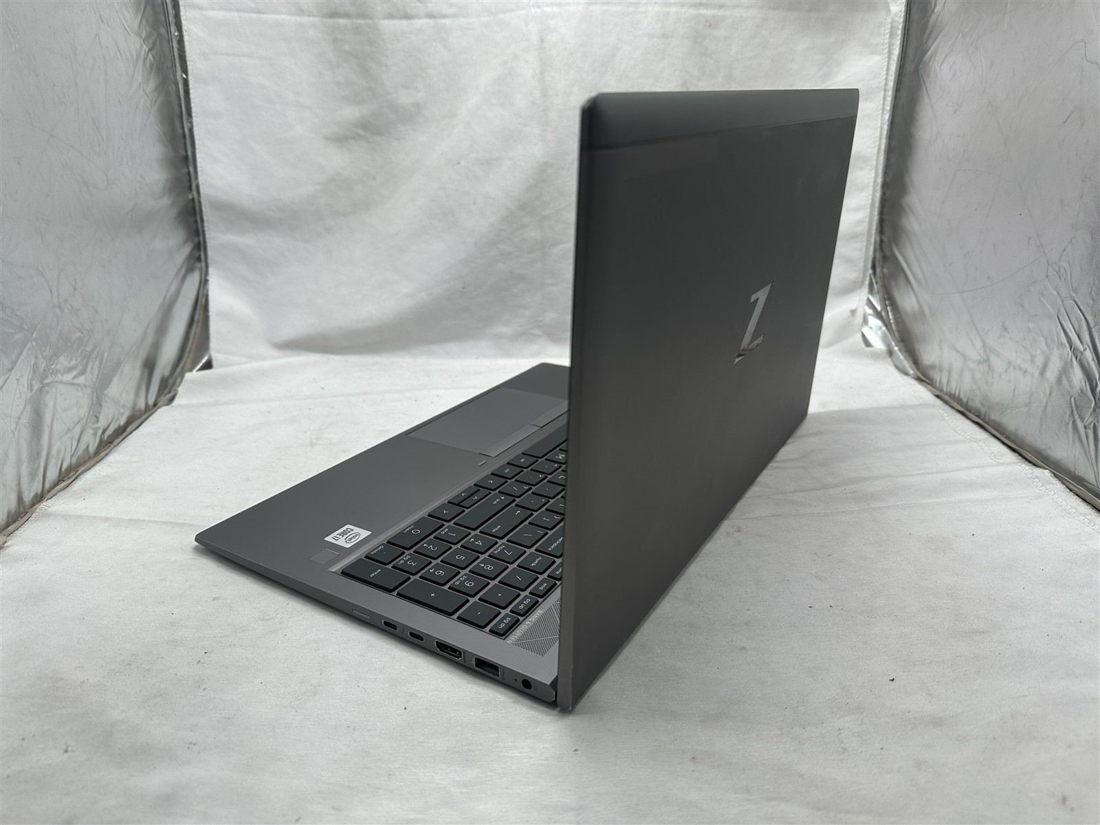 HP ZBook Firefly 15 G7 Mobile WS Intel i7-10510U 16GB RAM 512GB NVMe Windows 11
