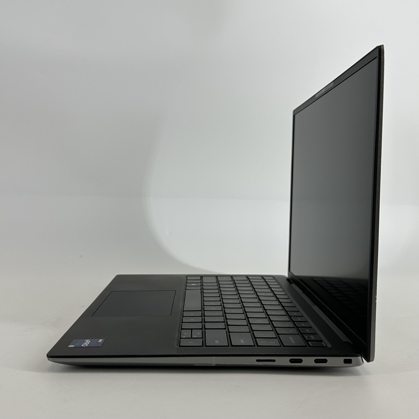 Dell Precision 5480 14 FHD 2.5 GHz i7-13800H 32GB 256GB SSD RTX A1000 Good