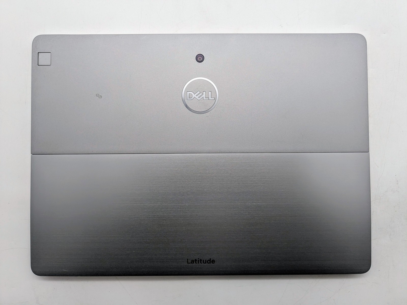 DELL LATITUDE 7200 2-IN-1 12″ FHD+ Touch I5-8365U 128GB SSD 8GB W10P FP Reader