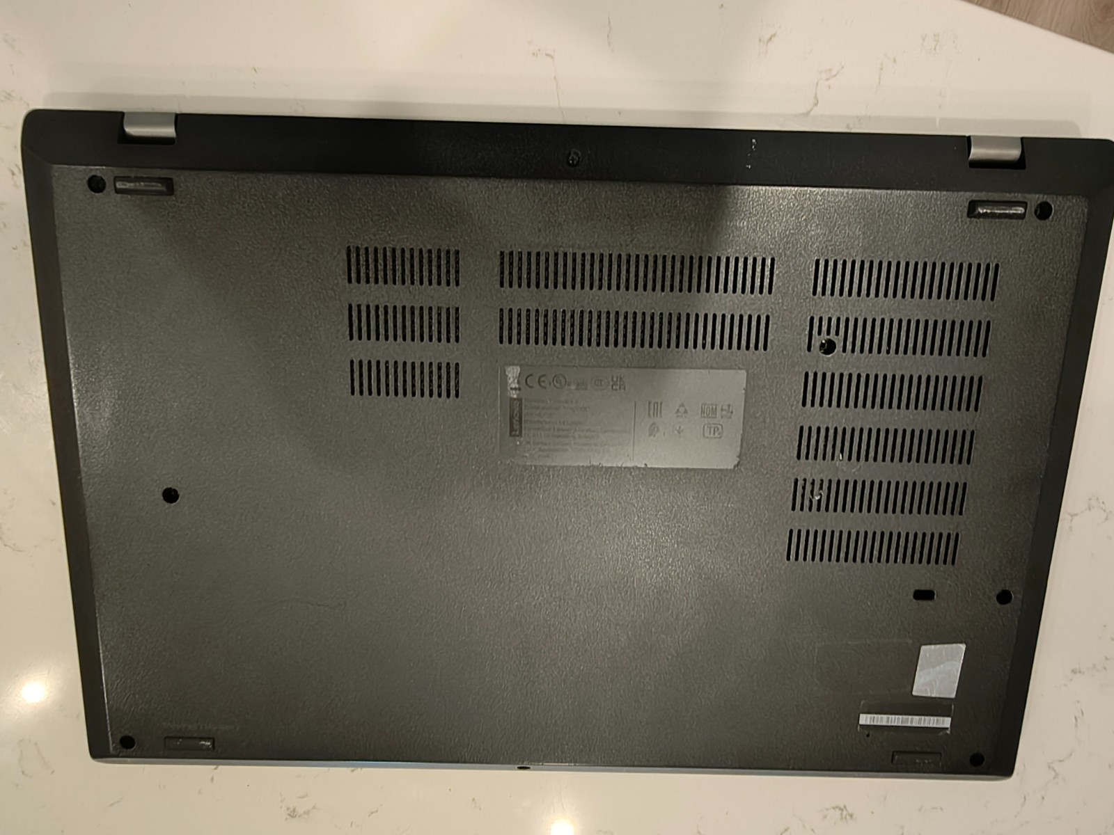 Lenovo ThinkPad T15p Gen 2 – i7 – 32GB RAM – GTX 1650 – Windows 11 Pro