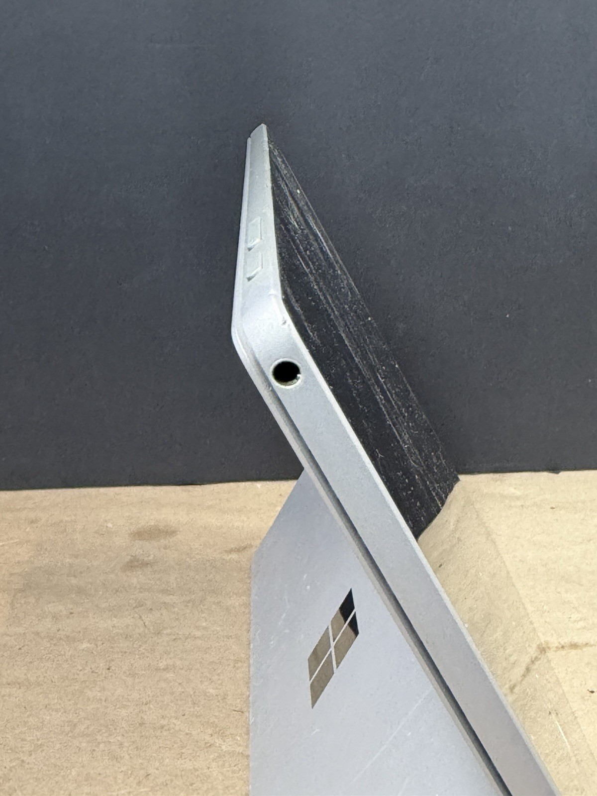 Microsoft Surface 1866 -128GB- PARTS-REPAIR SHIPS FAST!
