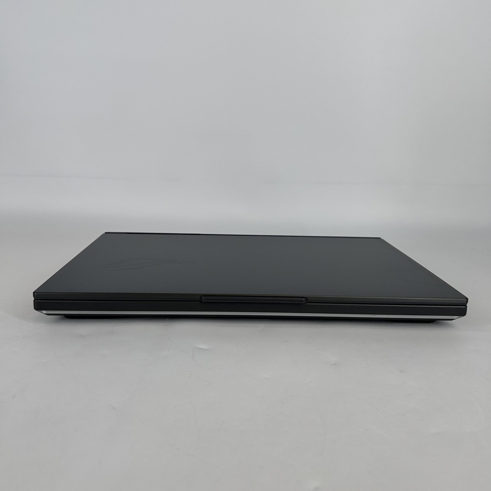 Asus ROG Strix G16 G614 165Hz FHD+ 2.2 GHz i9-13980HX 16GB 1TB SSD RTX 4060
