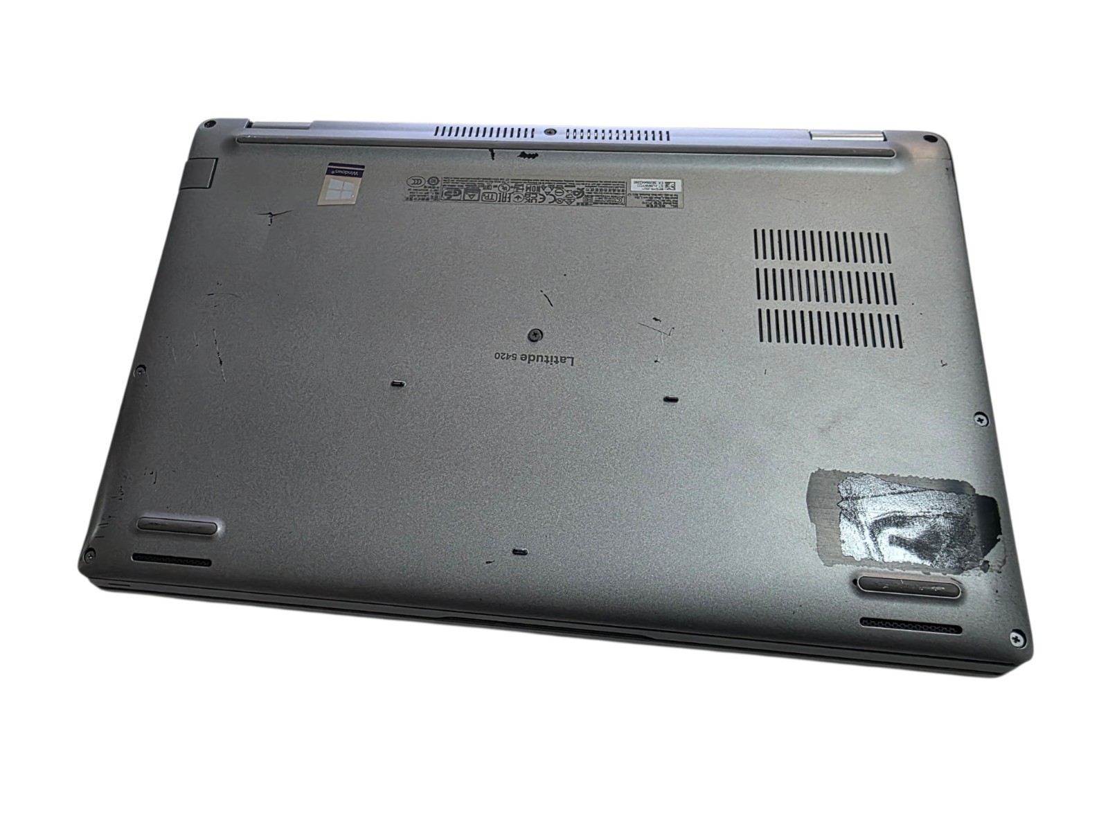 Dell Latitude 5420 | i5-1135G7| No RAM | No SSD/OS | PARTS BROKEN SCREEN READ!!