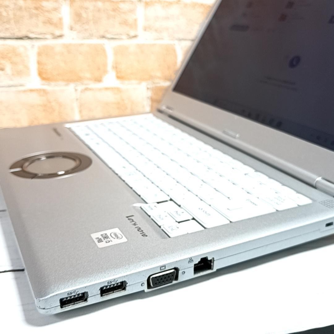 Panasonic Let’s e CF-LV9 Laptop 16GB Used Japan Genuine