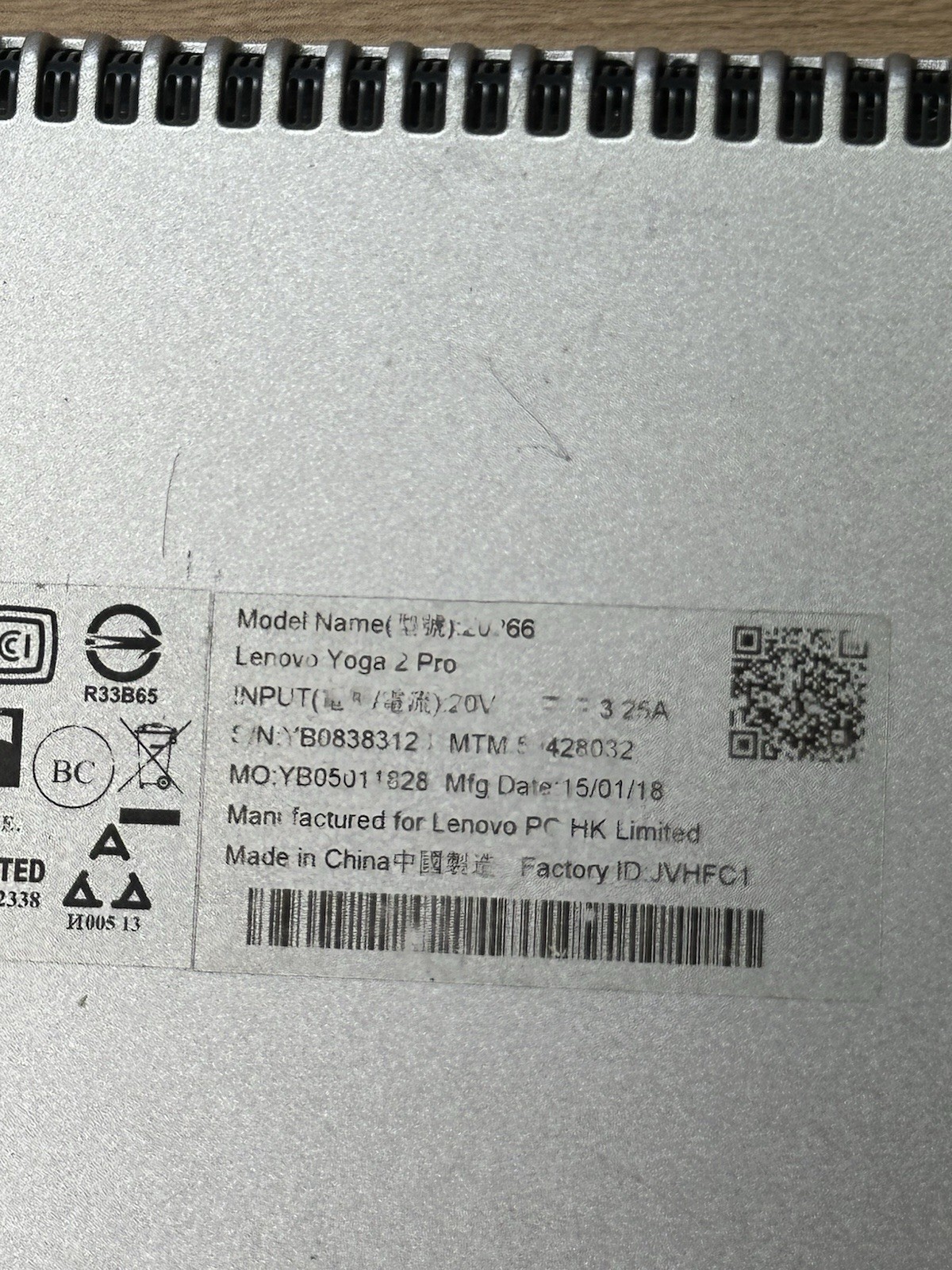Lenovo Yoga 2 Pro i7-4510u 2GHz, 8GB RAM, 256GB mSATA SSD(for Parts Or Repair)