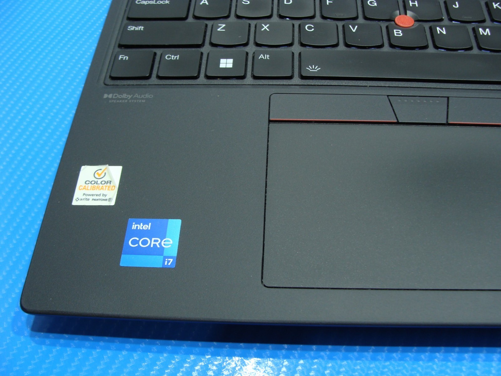 Lenovo ThinkPad P16 Gen 1 16″ WUXGA core i7-1260P 2.1Ghz 32GB RAM 1TB SSD T550
