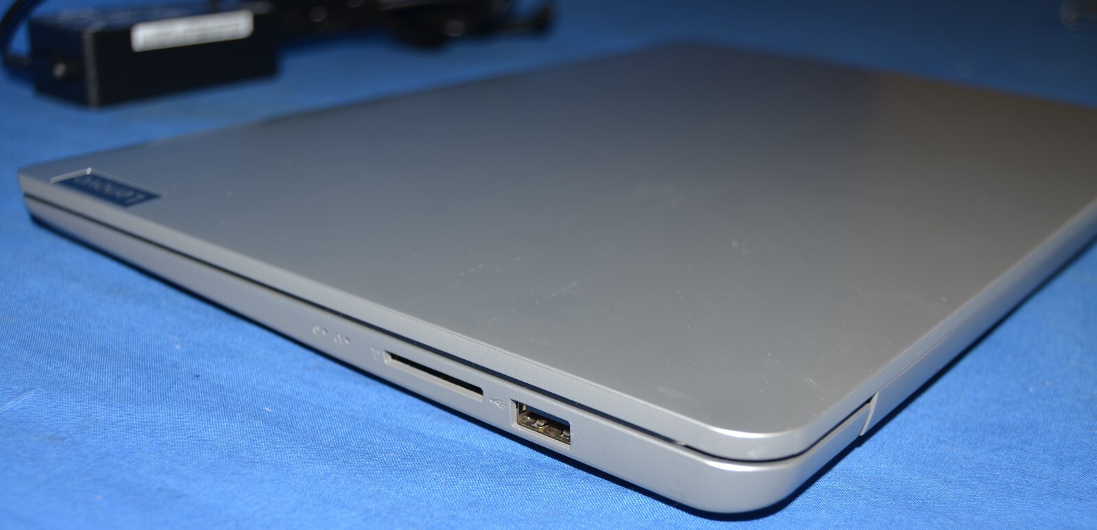 Lenovo IdeaPad 1 14IGL7 14″ Pentium Silver N5030 4GB Ram 128 GB eMMC