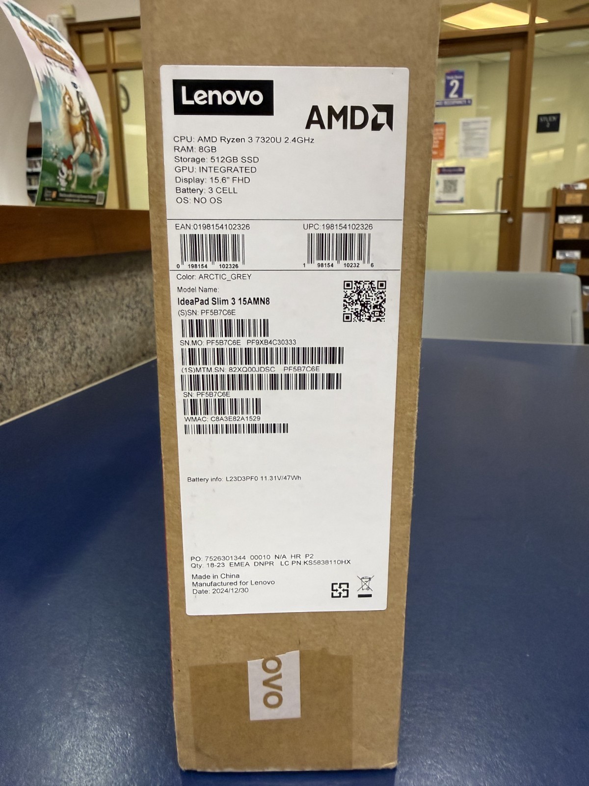 Lenovo IdeaPad Slim 3 15ABR8 15.6″ (512GB SSD, AMD Ryzen 3 7000 Series, 4.30…