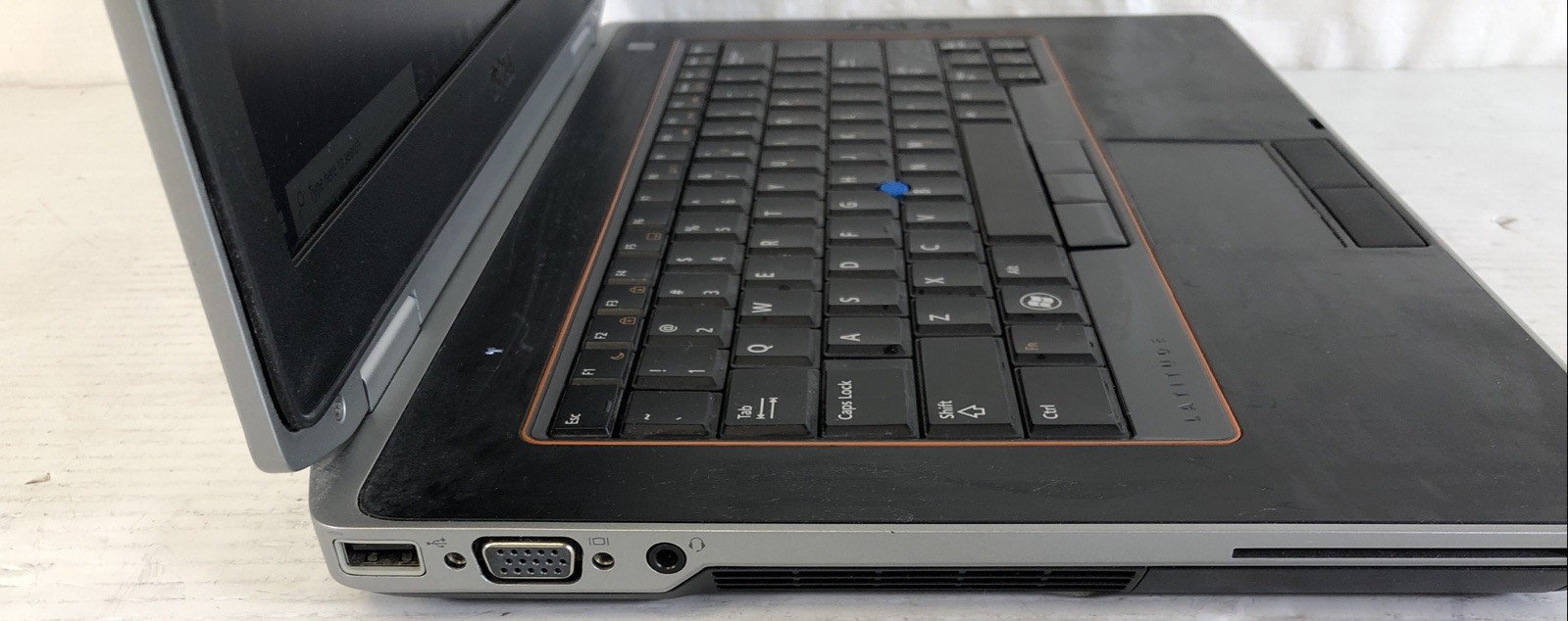 Dell Latitude E6420 i5-2520M@2.50GHz 8GB 128GB SSD Windows 10 Pro – Charger