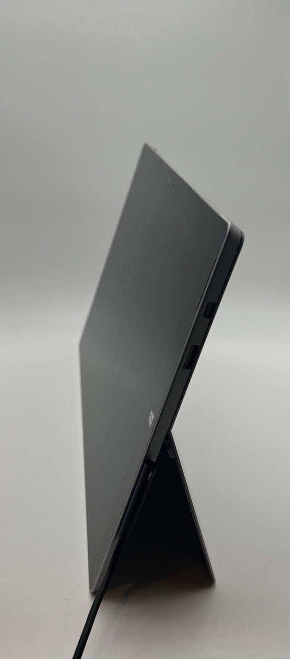 Microsoft Surface Pro 4 Core i5-6300U 2.4GHz 4GB RAM 128GB SSD 2/3