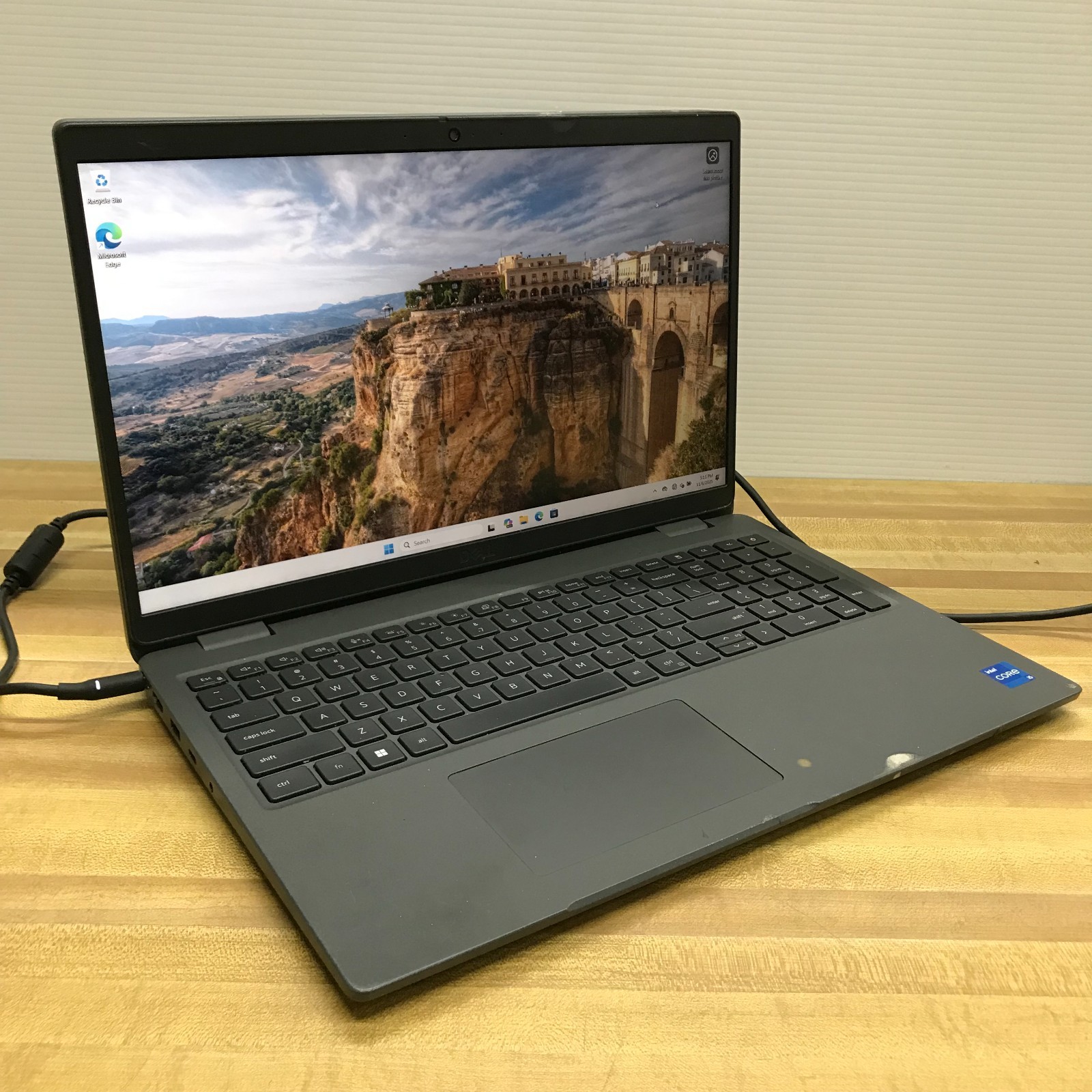 Dell Latitude 3540 15.6″ i5-1335U 8GB DDR4 RAM 512GB NVMe (Windows 11 Pro)