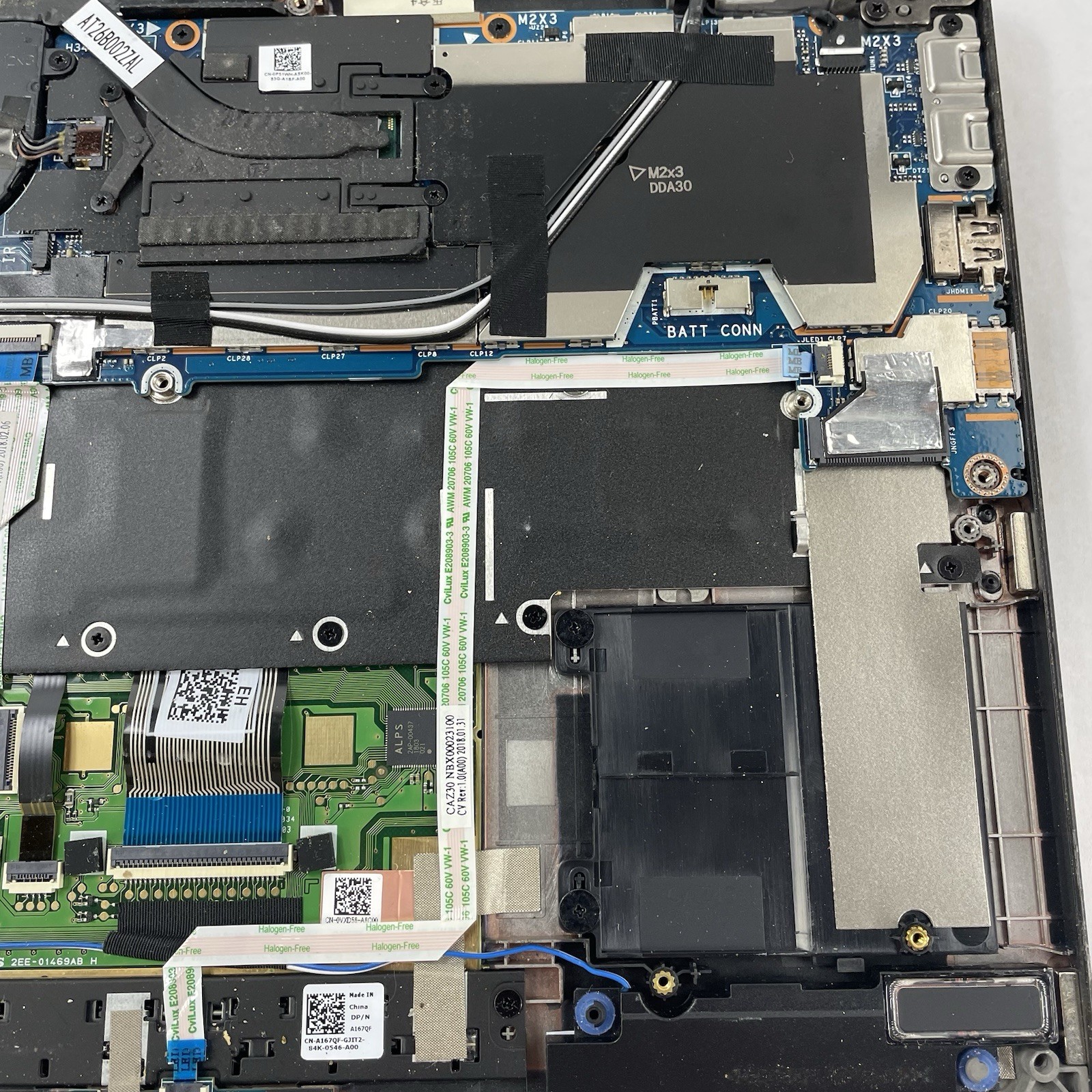 Dell Latitude 7390 2 in 1 13.3″ Touch i3-7130U 2.70 GHz 4 GB RAM No SSD/OS/Batt