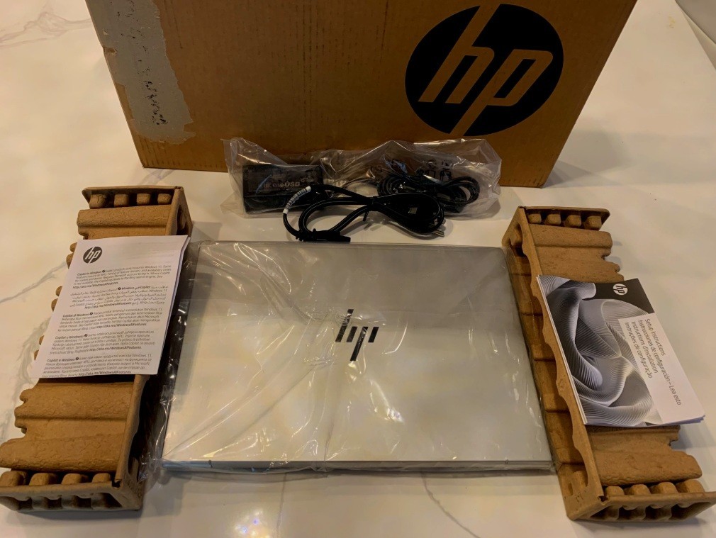 HP ELITEBOOK 640 G11 INTEL CORE ULTRA 7 165U 16GB DDR5 512GB NO OS INSTALLED!!!