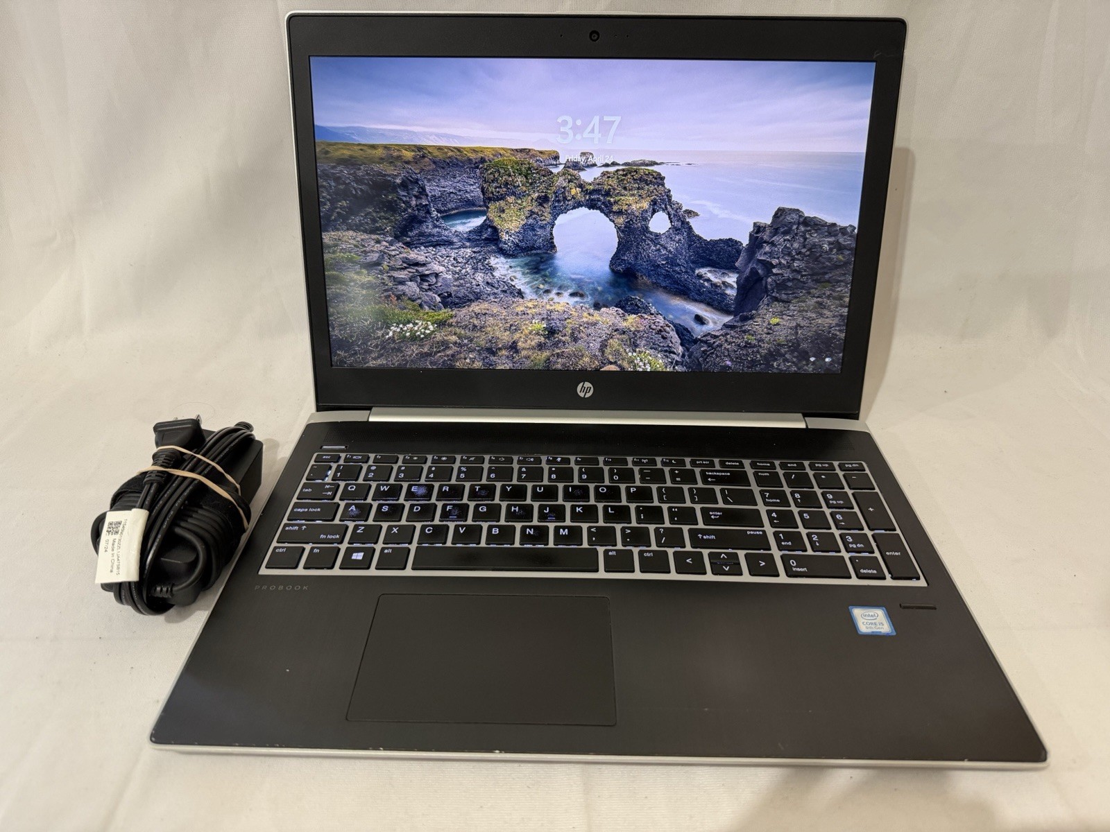 HP ProBook 450 G5 15.6” (i5-8250U, 1.6 GHz, 16GB RAM, 256GB NVMe SSD) Win11Pro