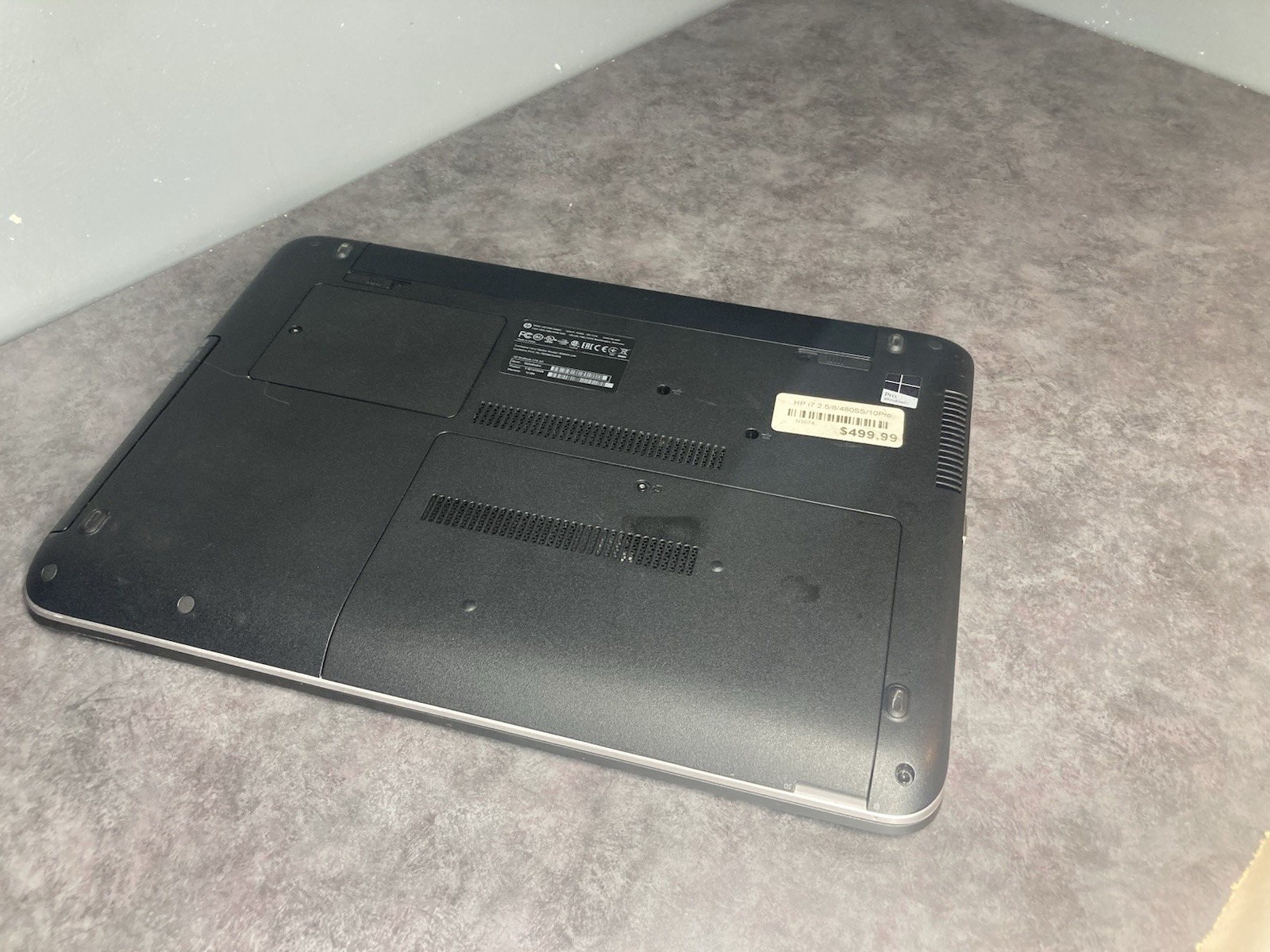 HP ProBook 450 G3 Laptop. Intel I7 6 Gen 4GB Or DDR3 RAM. No SSD/HDD