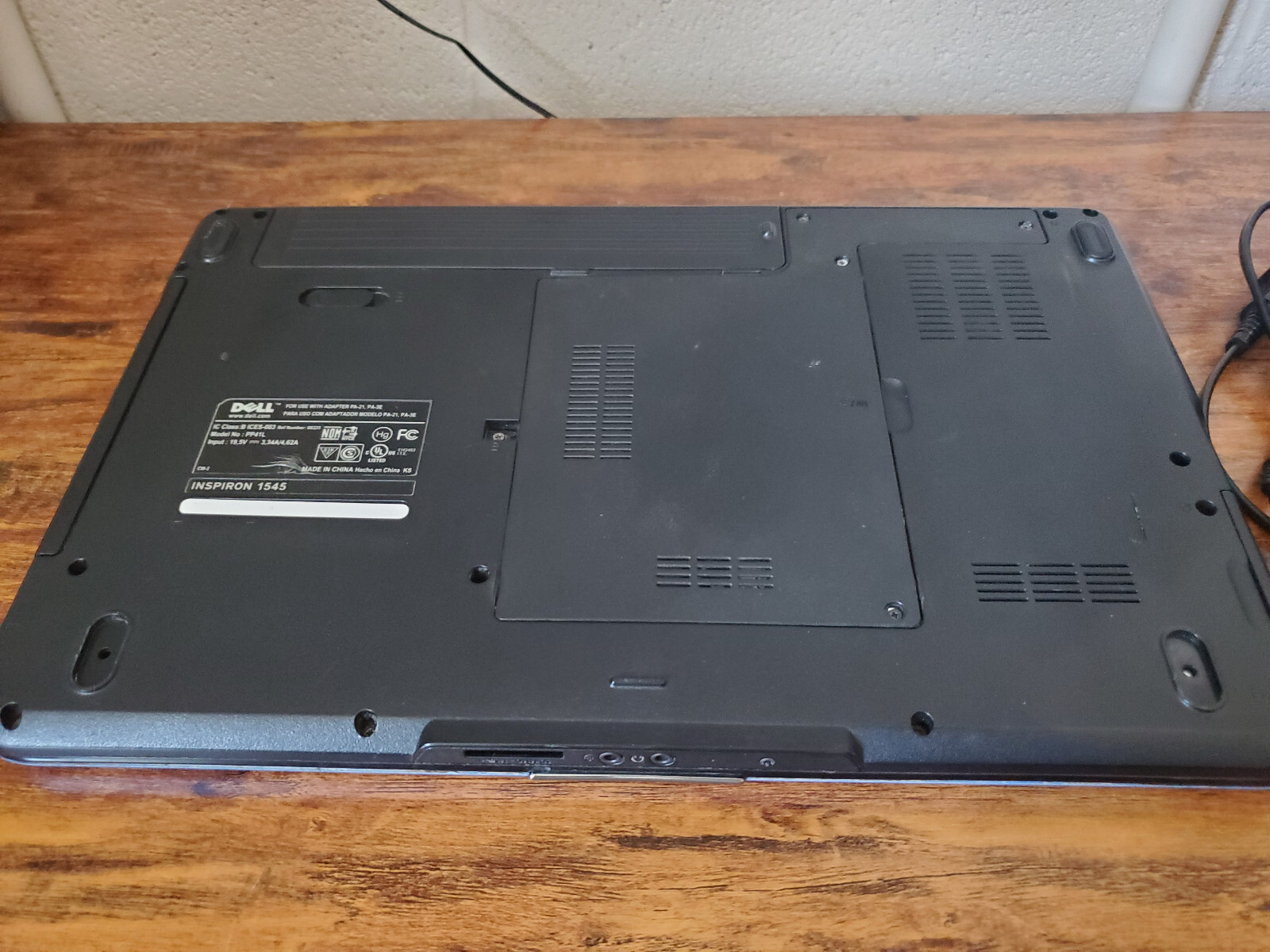Dell Inspiron 1545 laptop Pentium T4400 4GB RAM No HDD As Is