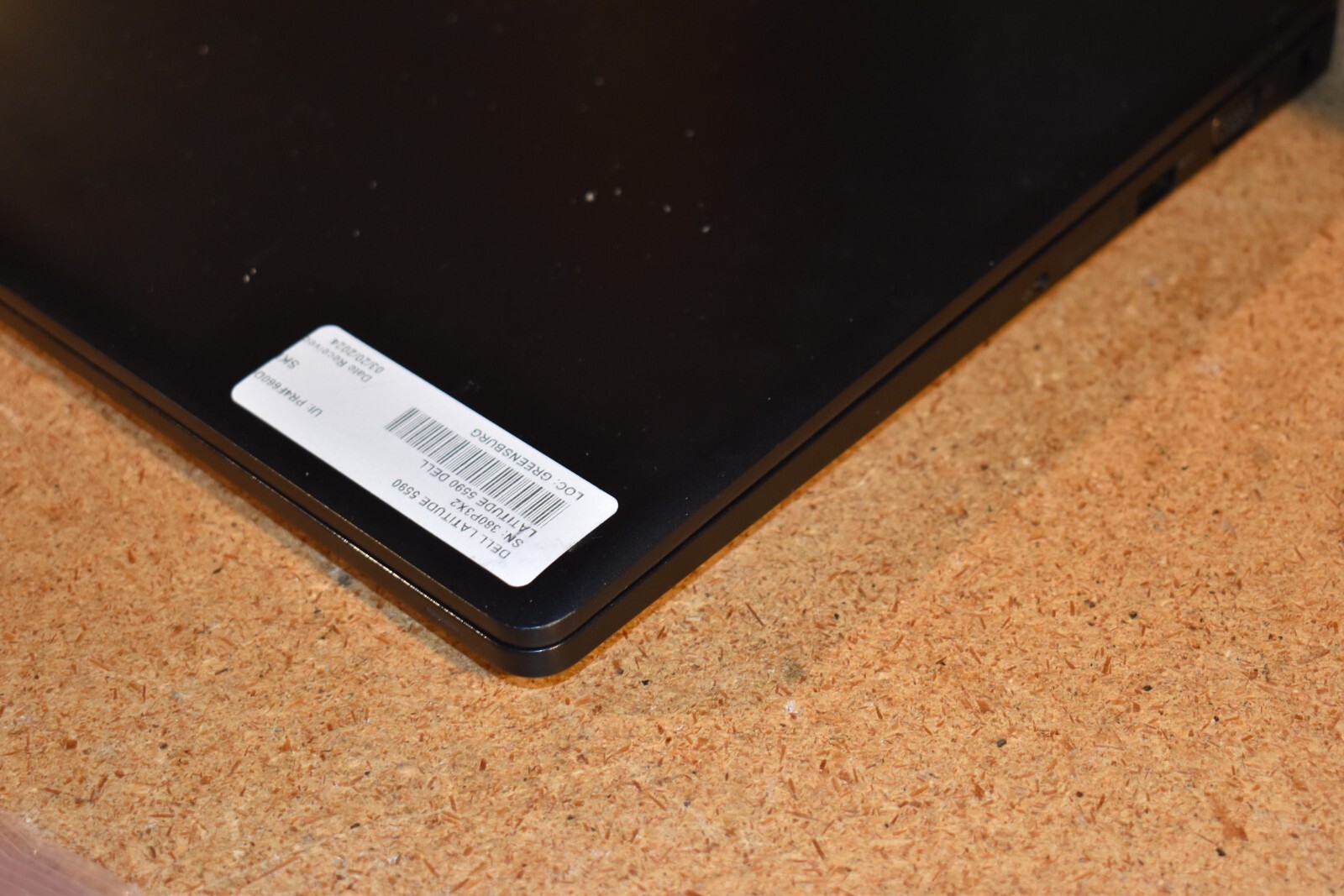 Dell Latitude 5590 Quad Core i5-8350U 1.6 GHz 16GB RAM 256GB SSD Windows 11 Pro