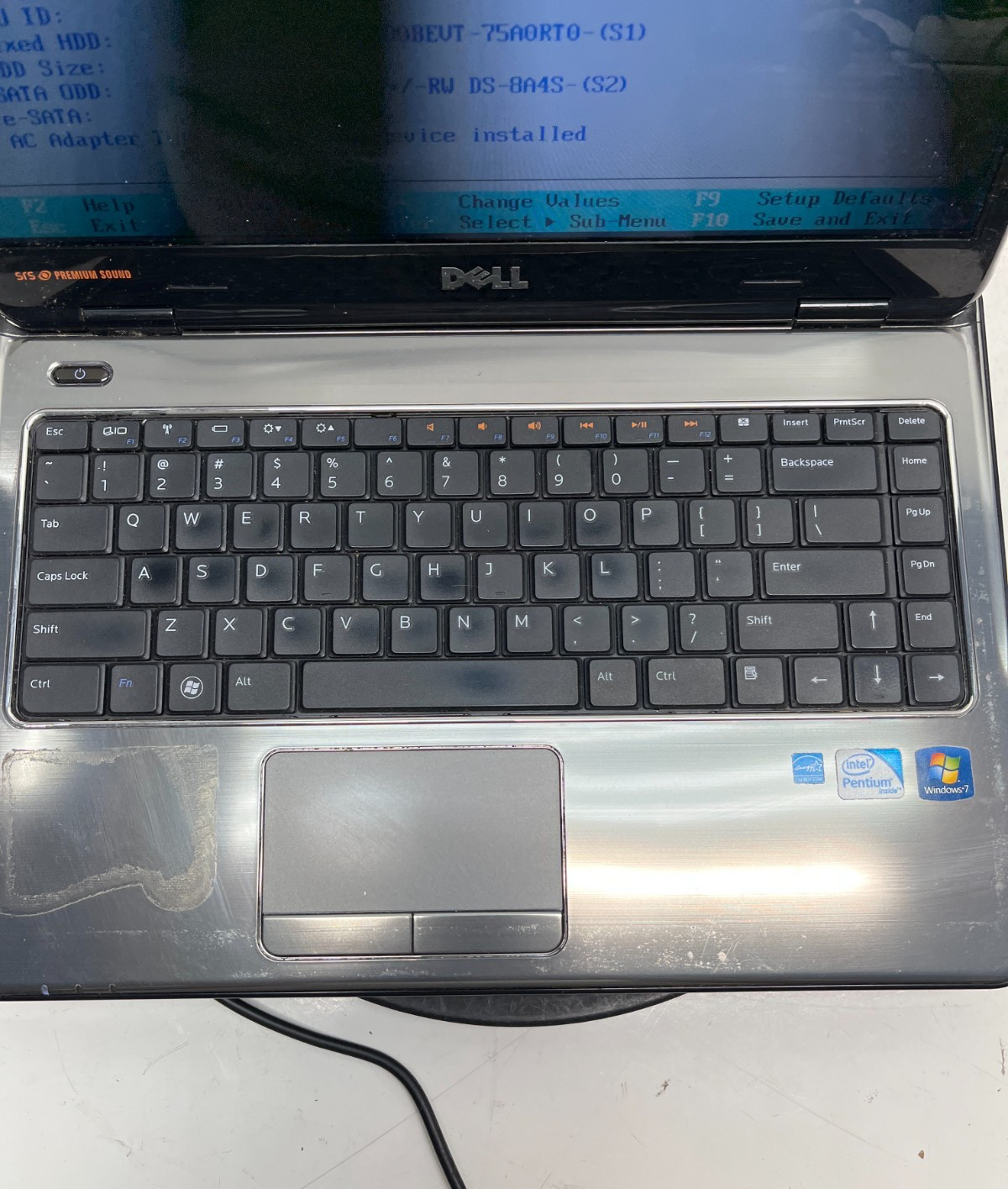 Dell Inspiron N4010 Intel Pentium P6100 2.00GHz 2GB NO HDD