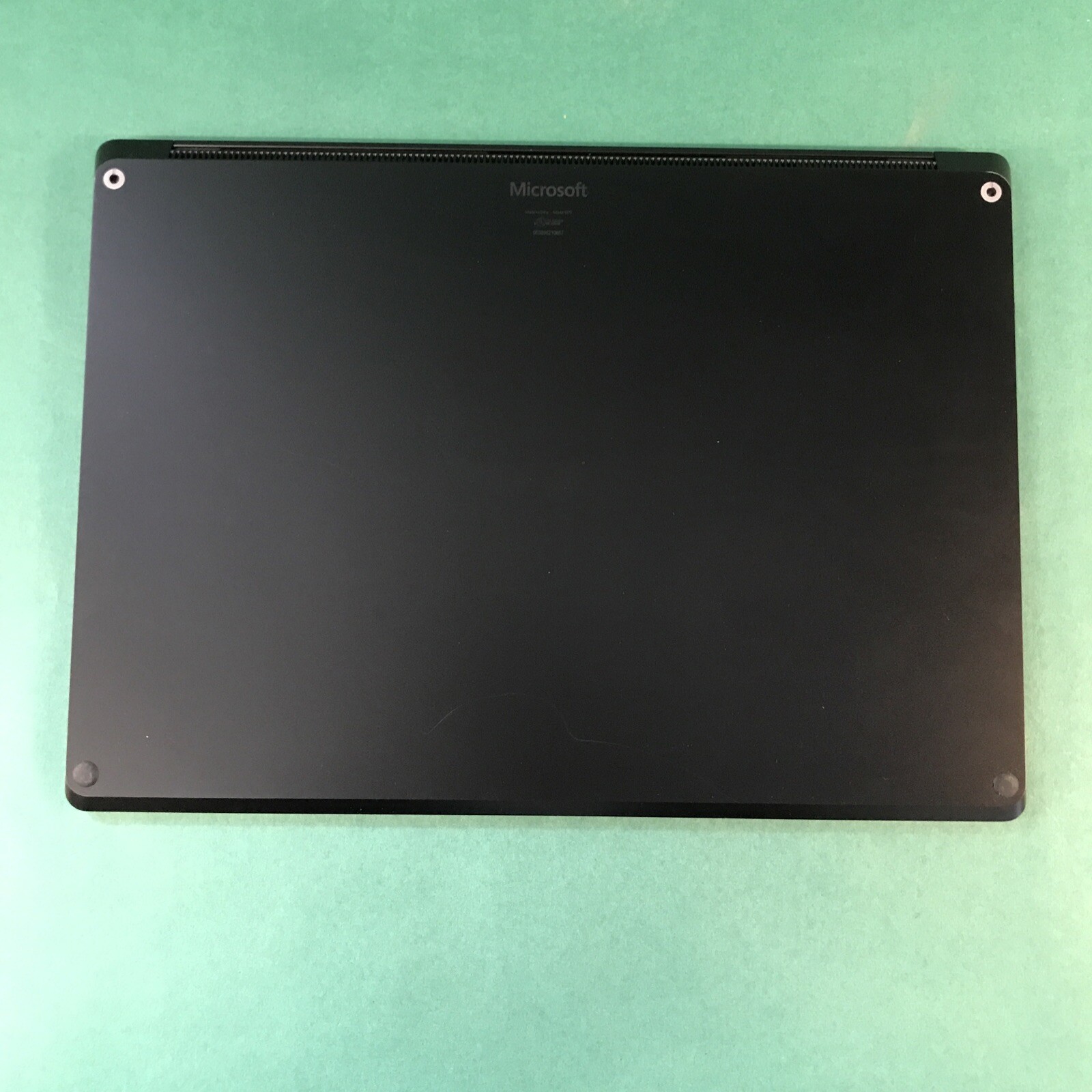 Microsoft Surface Laptop 4 15″ Touch i7-1185G7 512GB SSD 8GB RAM Win11Pro 1979