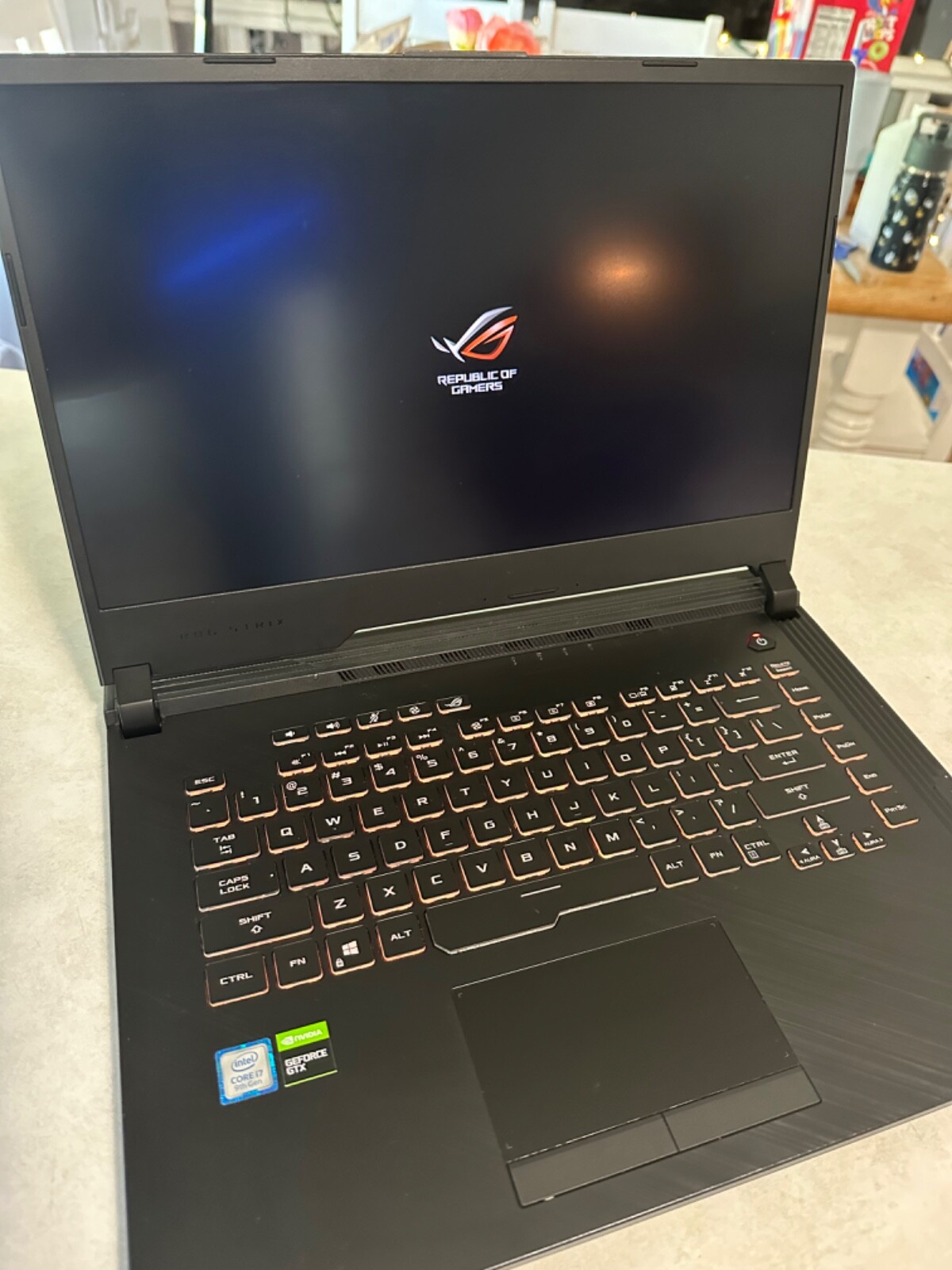 ASUS ROG G531GT 15.6″ FHD Gaming Laptop- Hexa-Core 4.5 GHz Intel i7-9750H