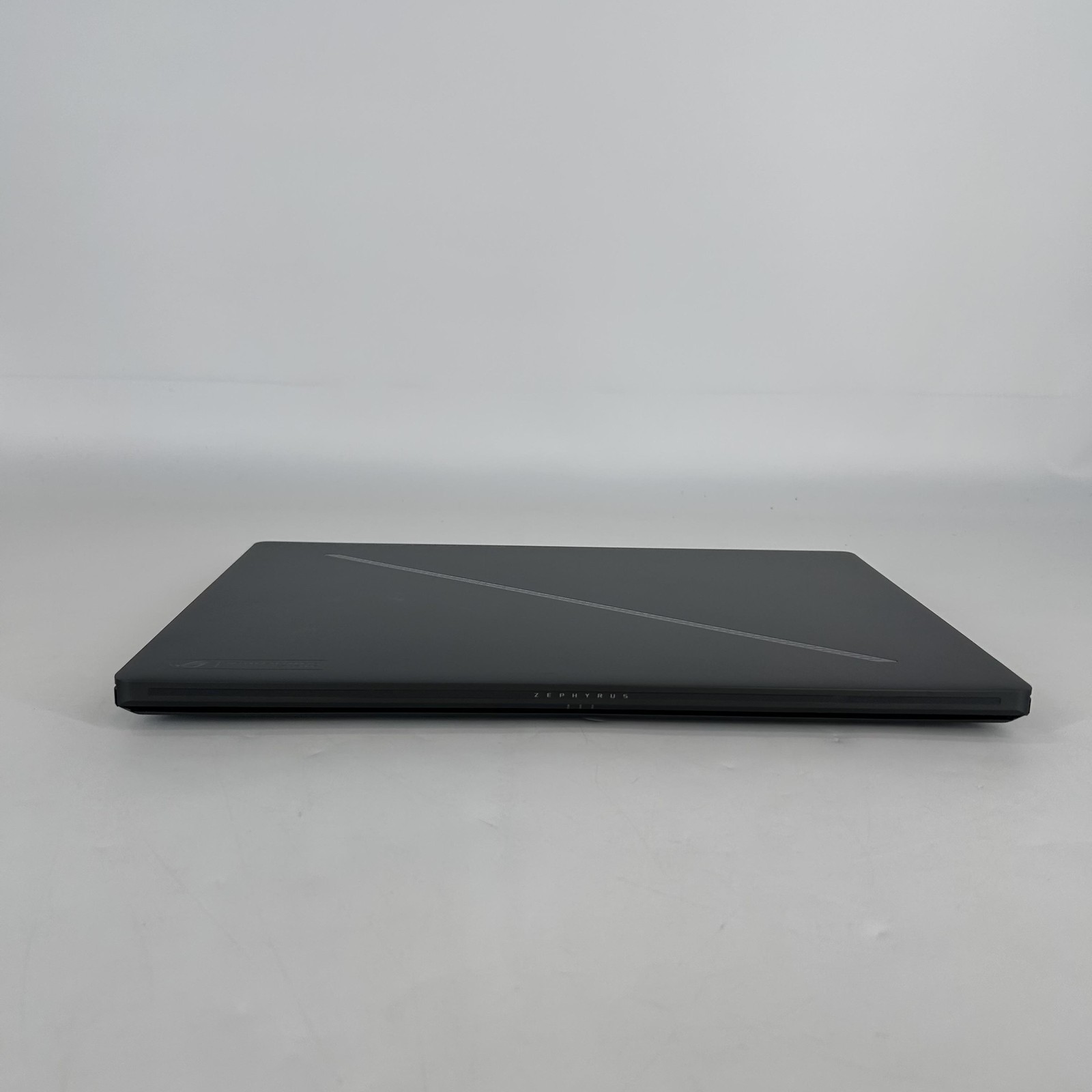 Asus ROG Zephyrus G16 GU605 16 QHD+ 2.5 GHz Ultra 9 185H 32GB 2TB SSD RTX 4090