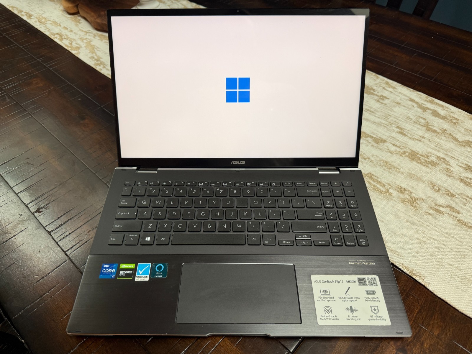 ASUS – ZenBook Flip 15 Q528EH 15.6″ Touch-Screen Laptop