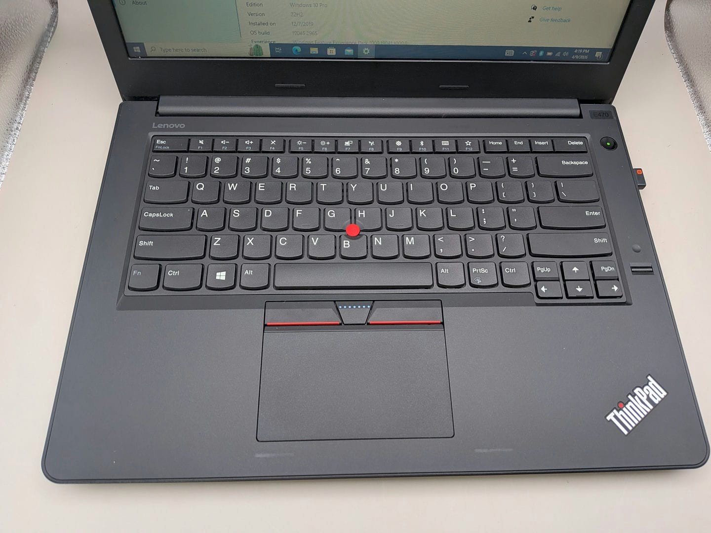 Lenovo ThinkPad E470 14″ (500GB HDD Intel I5-6200U 4GB RAM) Win 10 Pro Laptop