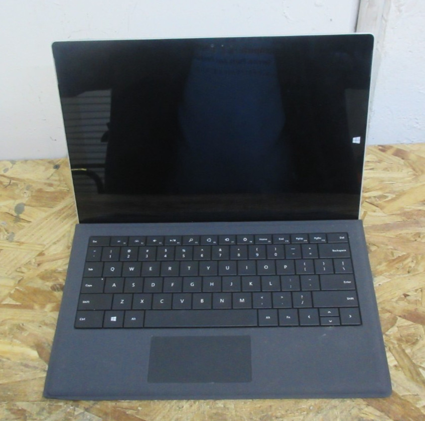 MICROSOFT SURFACE PRO 3 1631 i5-4TH @ 1.90GHz 4GB RAM 128GB SSD WIN-10P.