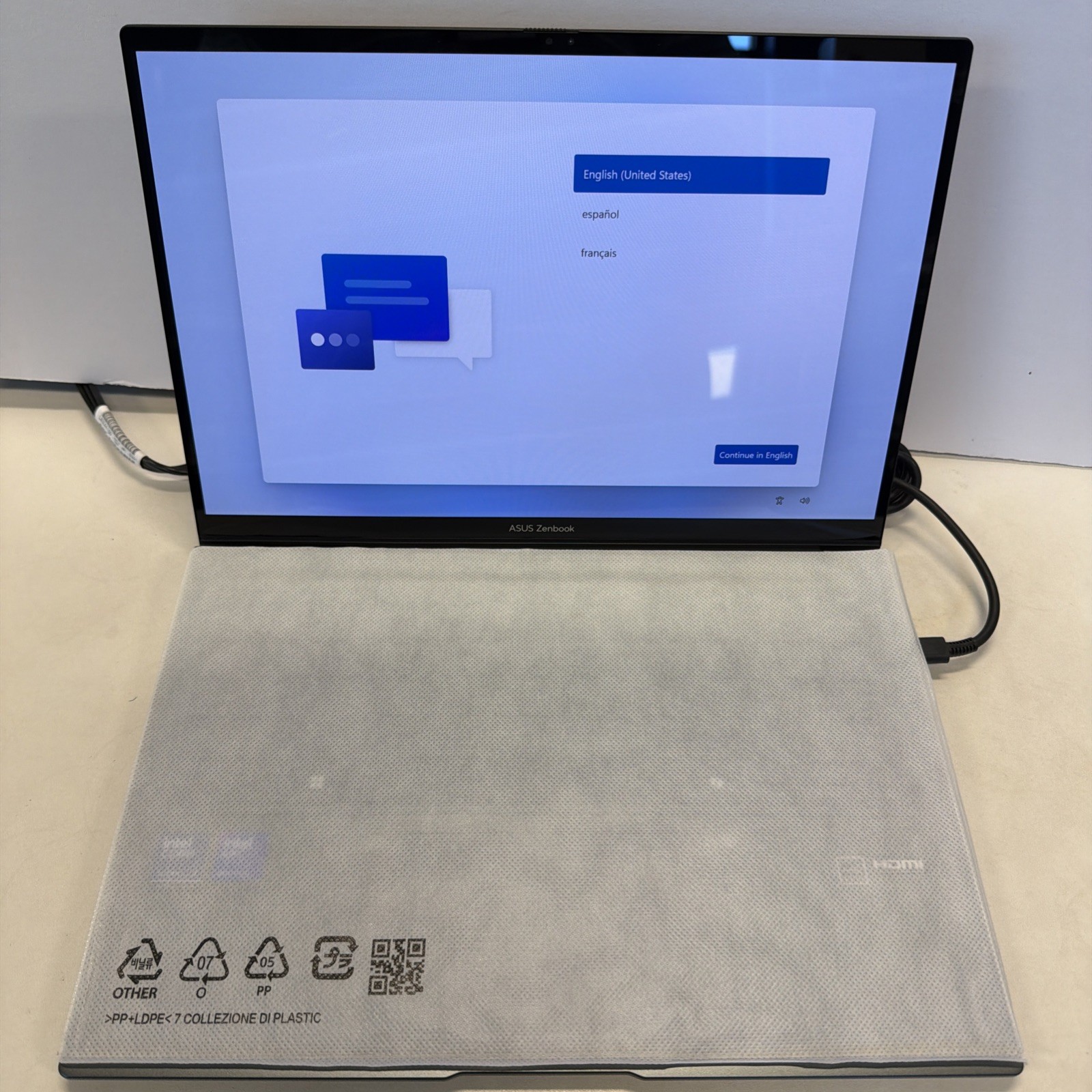 ASUS Zenbook 14″ WUXGA OLED Touch Laptop Intel Core Ultra 7 255H 16GB RAM 512GB