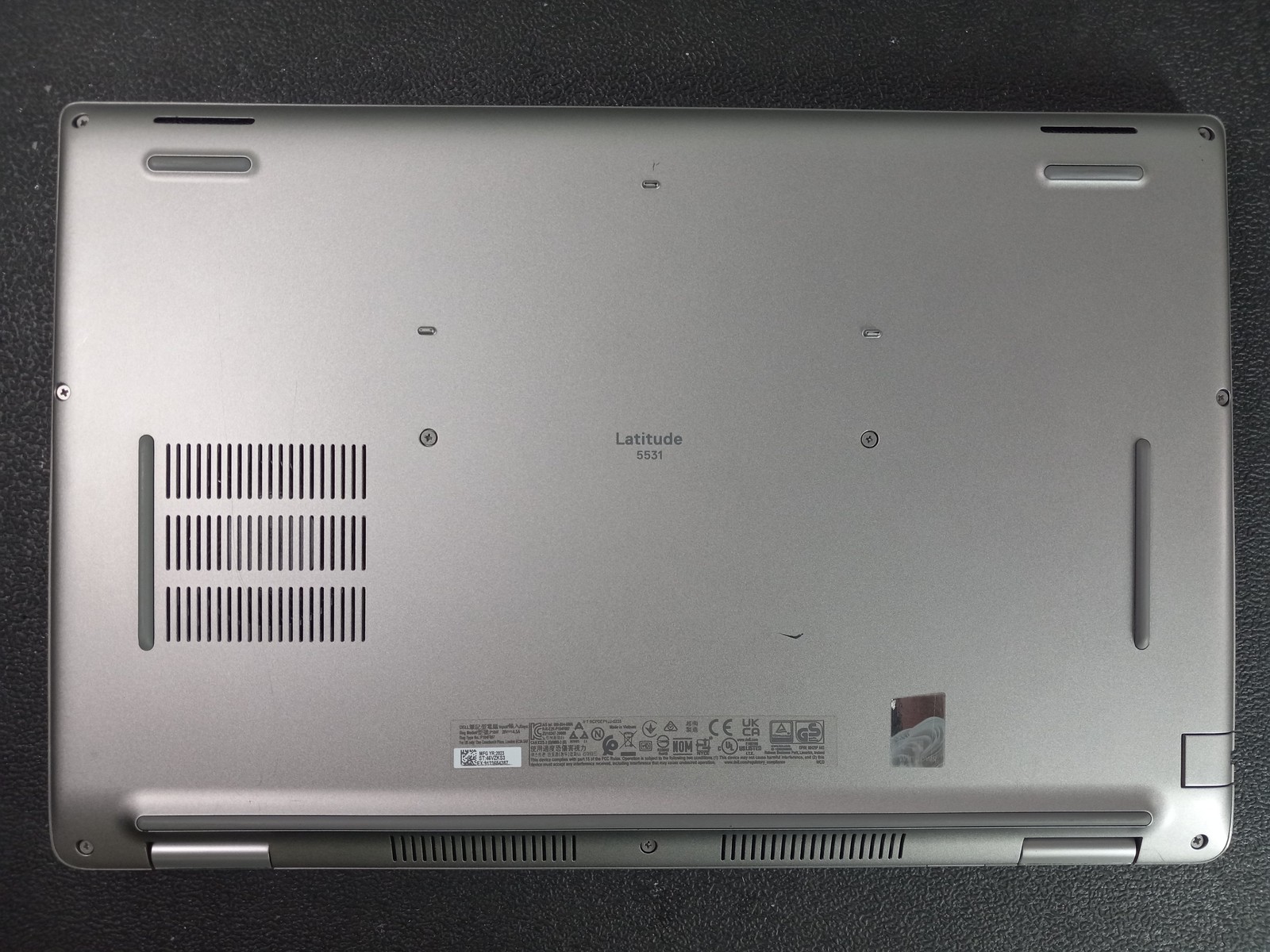 Dell Latitude 5531 15.6″ Core i7-12800H 256GB 16GB Laptop w Adapter Win11 READ