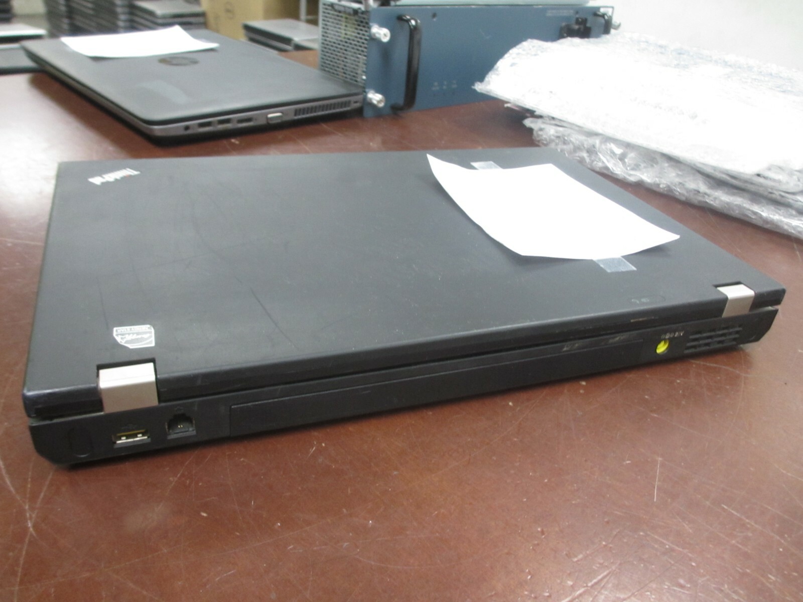 Lenovo ThinkPad T510 15.6″ i5-M560 2.66Ghz 4GB 320GB WebCam Laptop w/ AC [NO OS]