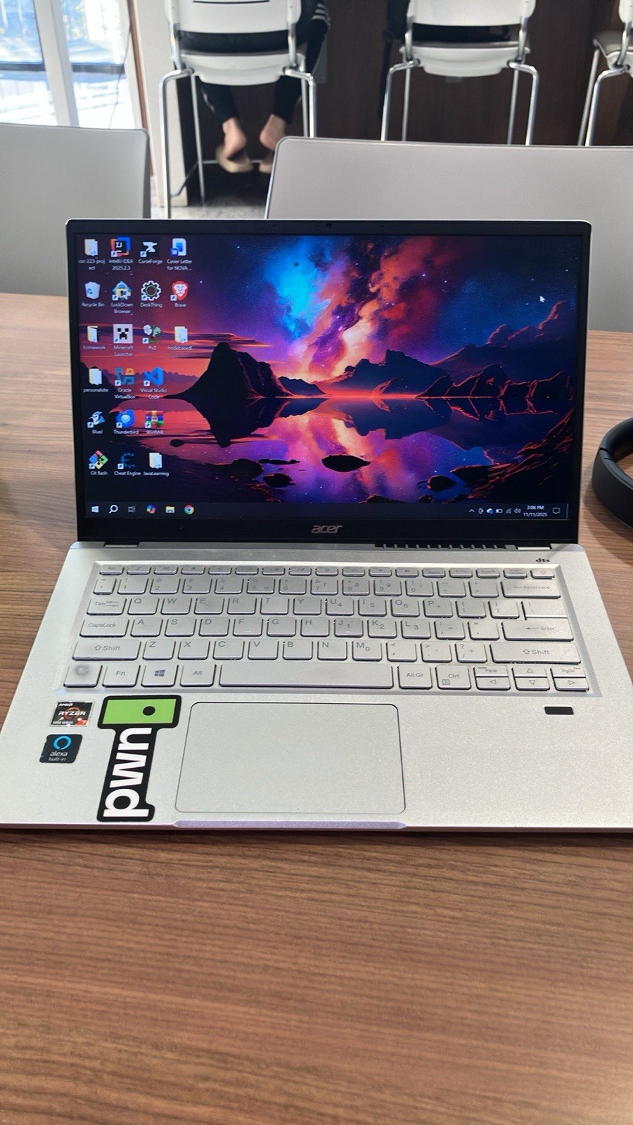 Acer Swift 3 Ryzen 7 5700U Radeon Graphics | 8 GB RAM | 512 SSD
