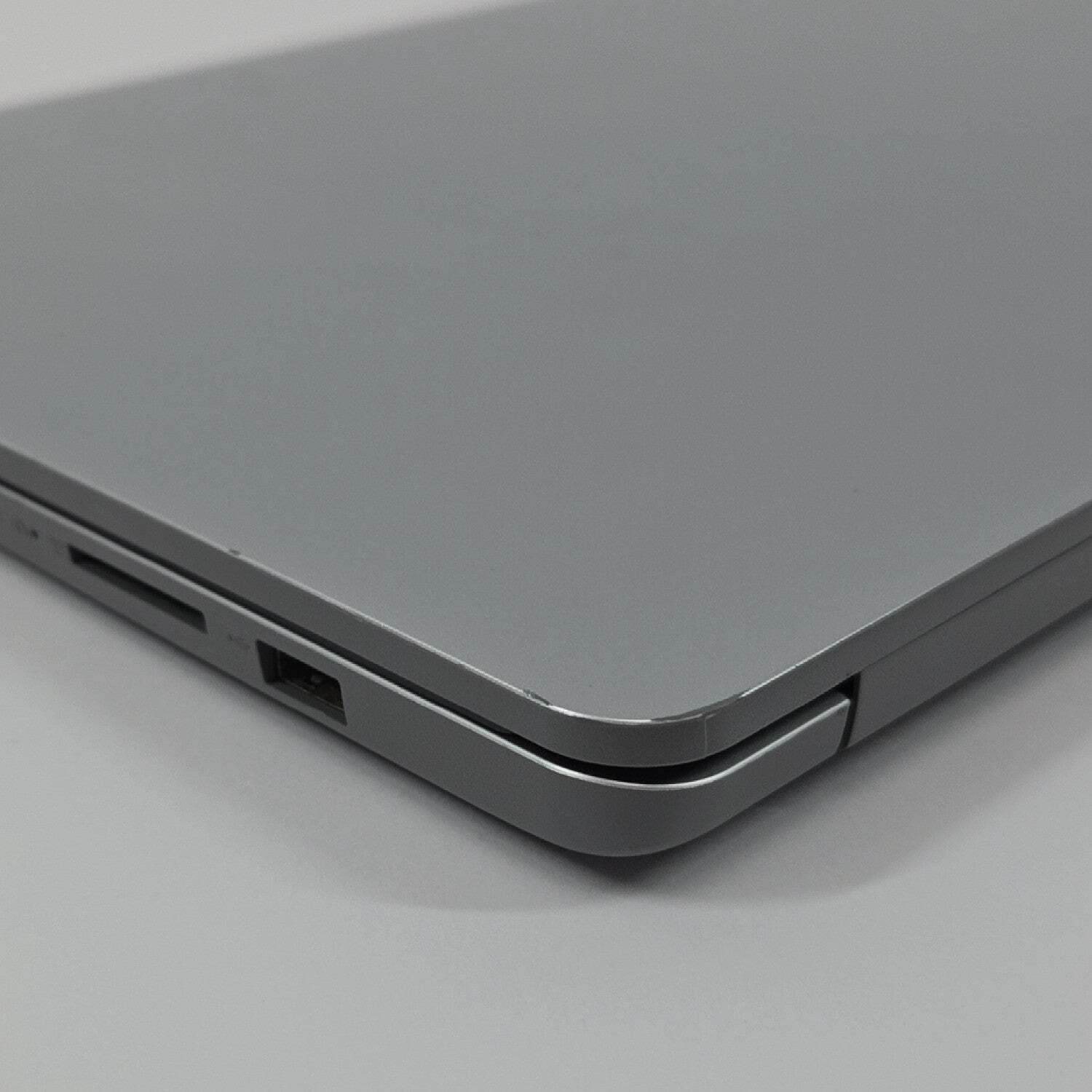 Lenovo IdeaPad 1 15IAU7 15.6″ i3-1215U 3.3GHz 8GB RAM 256GB SSD