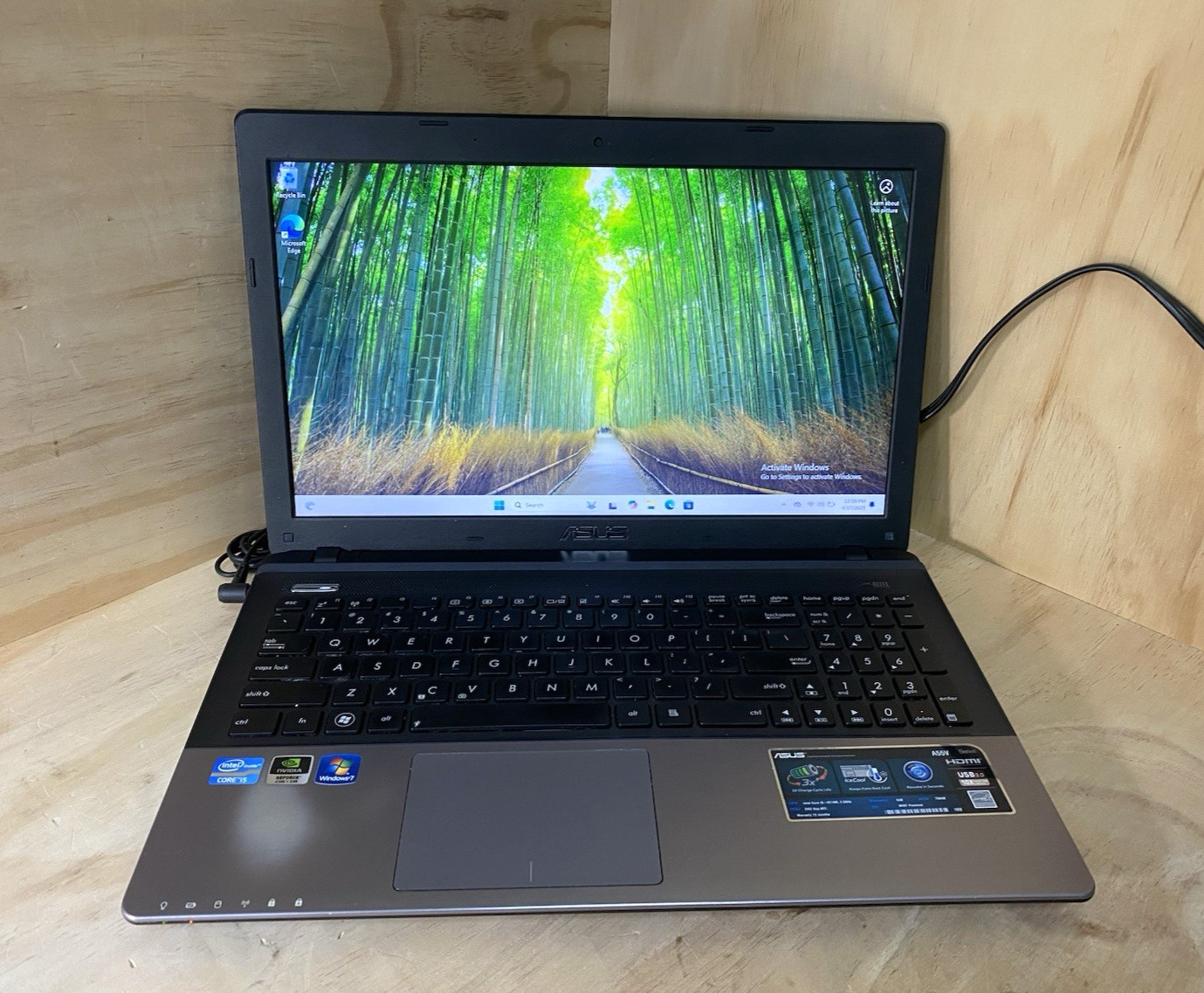 ASUS A55V Laptop Intel Core i5-3210M@2.5GHz/8 GB RAM/960 GB SSD/W11H/ Bad bat