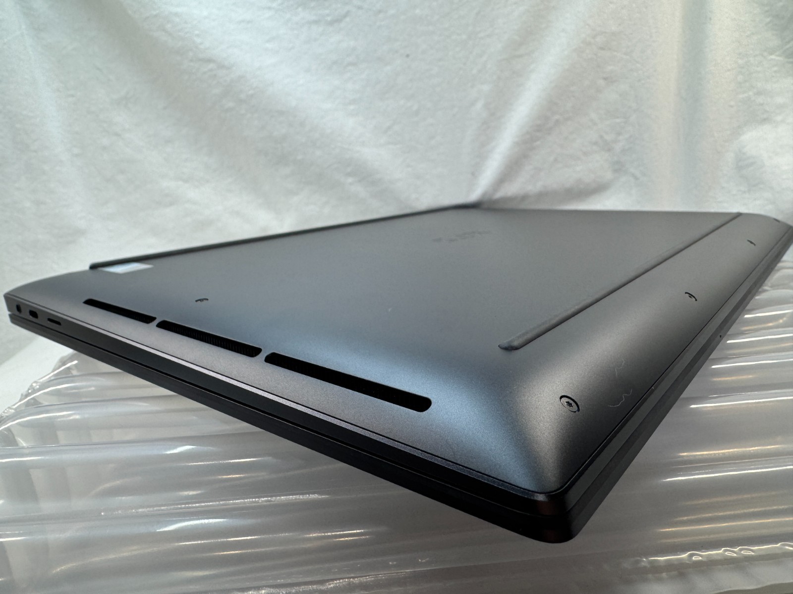 Dell XPS 16 – 9640 OLED ✔Ultra 7 155H ✔2TB SSD ✔64GB ✔RTX 4070 8GB ✔ A++