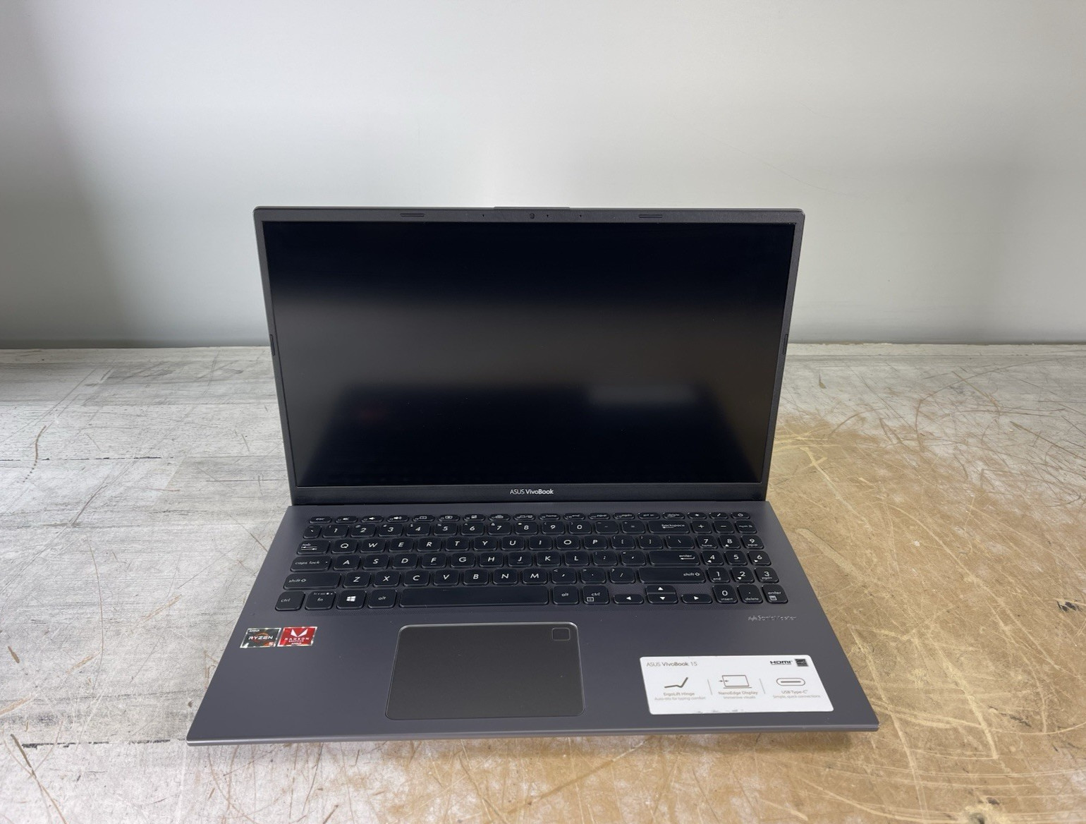 ASUS VIVOBOOK F512D RYZEN 5 3500U @ 2.10GHz, 12GB RAM, NO HDD/OS