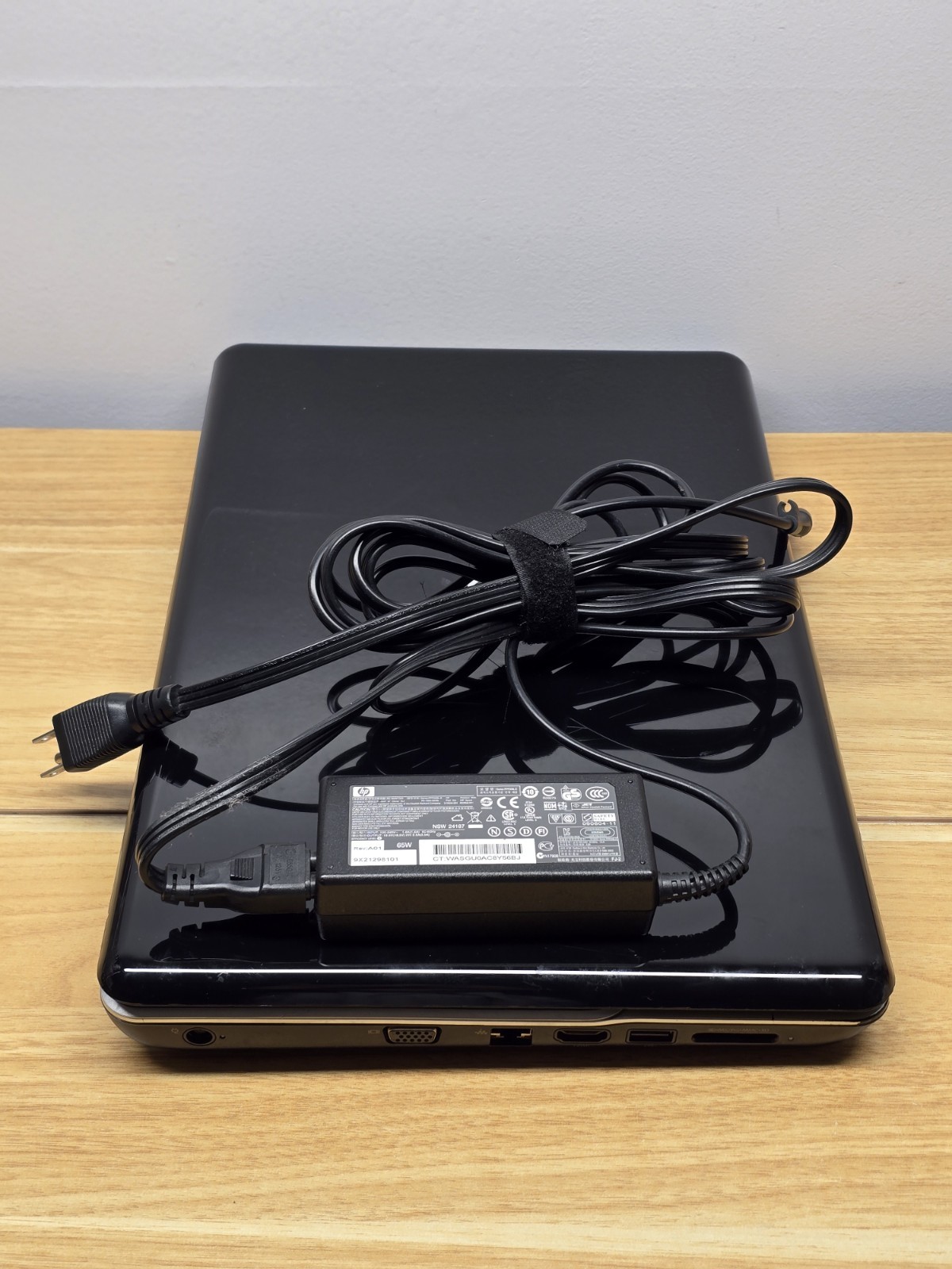 HP G60-535DX Intel Pentium Dual-Core T4300 2.1GHz 3 GB With WIN 7