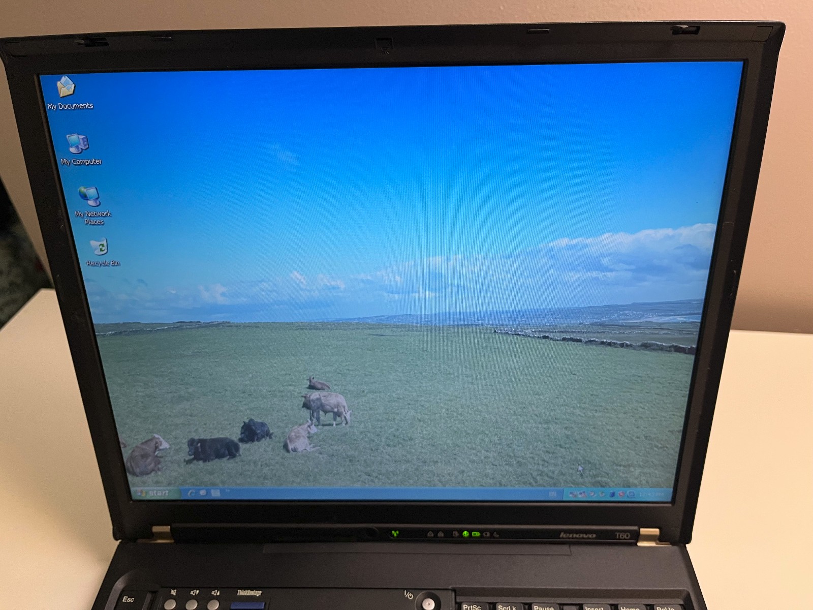 Vintage IBM Lenovo ThinkPad T60 14.1″ 4:3 XGA+ Intel Core Duo Retro Laptop