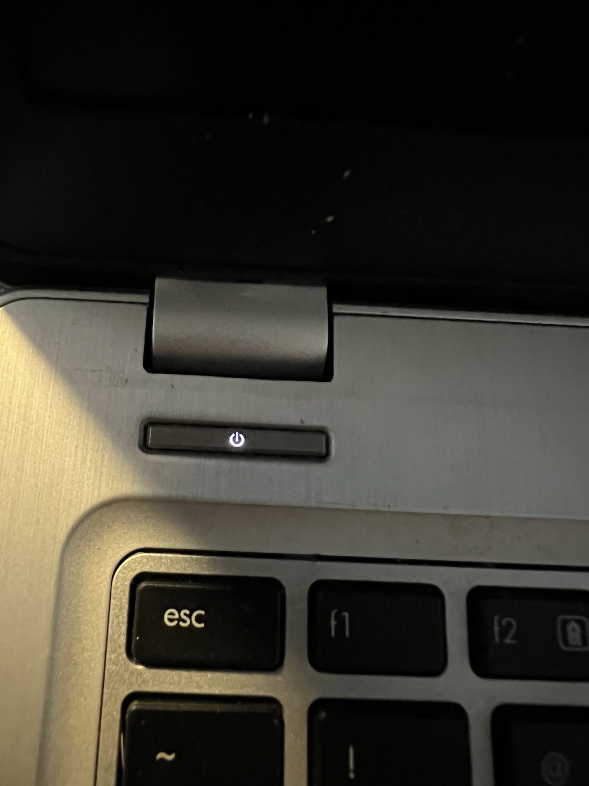 HP EliteBook Folio 9480m Intel Core i7 256GB WIN 10 For Parts Only Broken!!