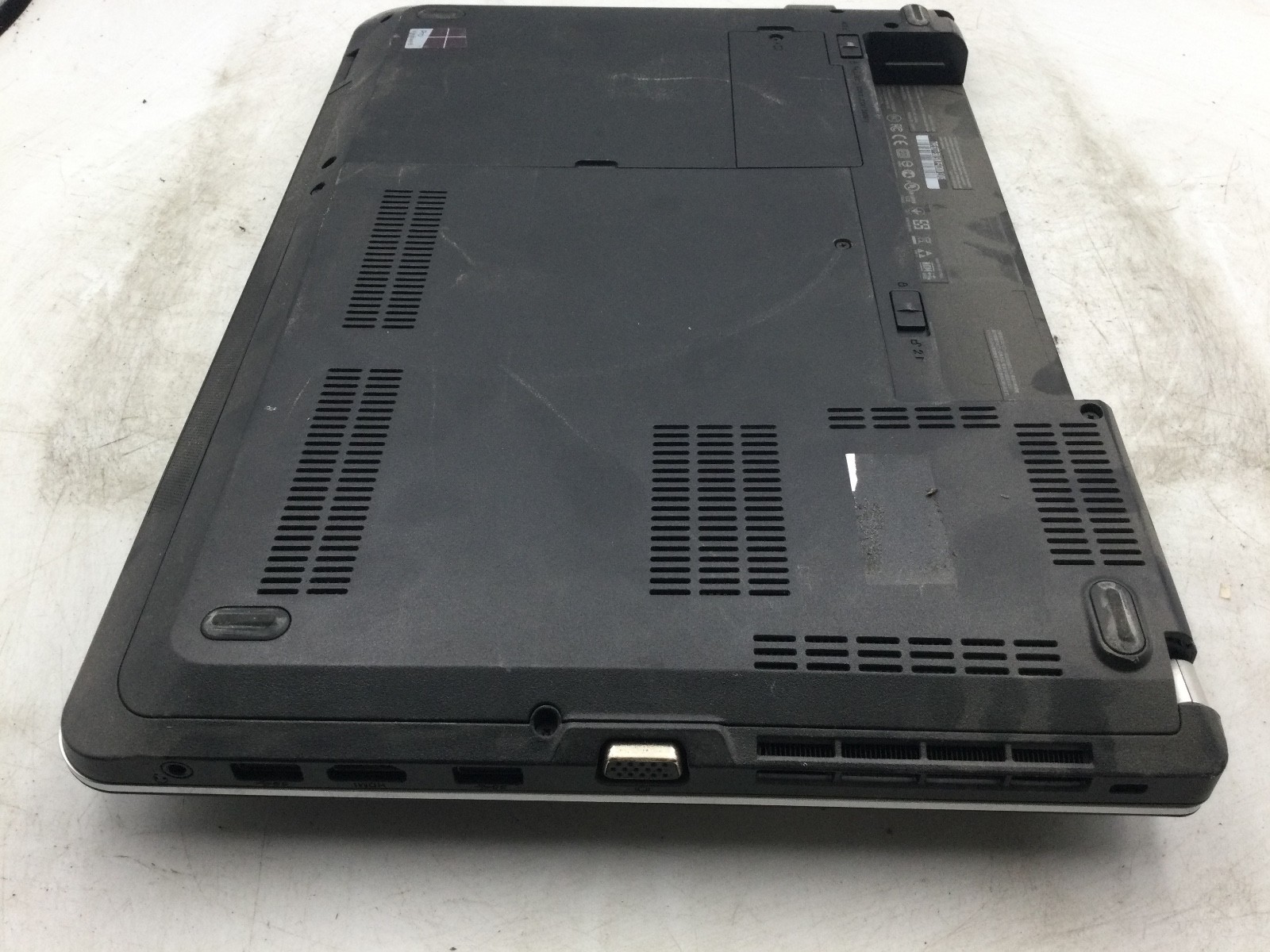 LENOVO THINKPAD E431 – INTEL I3 – NO RAM – FOR PARTS – READ DESCRIPTION – BB
